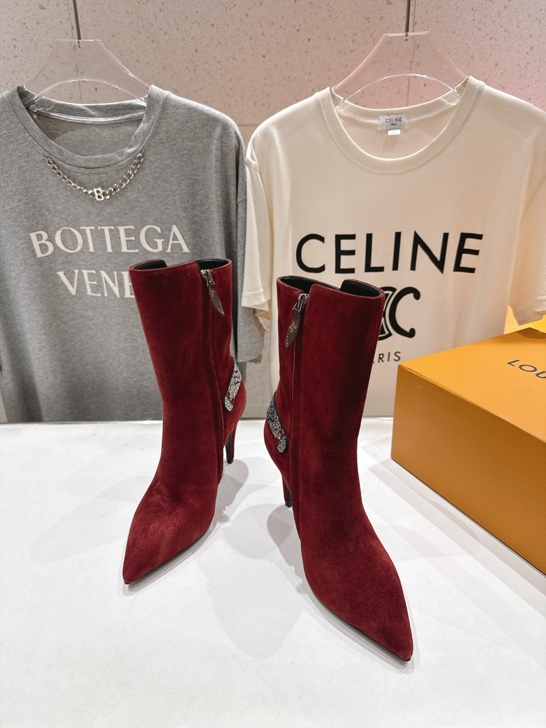 高版本出厂 LOUIS VUITTON 25ss LV驴牌秋冬新款高跟短靴楦型百搭瘦脚yyds.造型立体