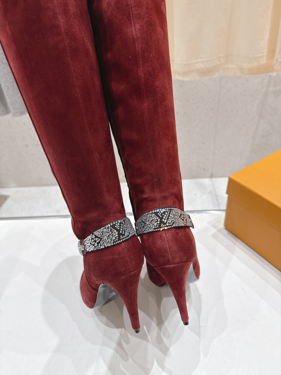 高版本出厂 LOUIS VUITTON 25ss LV驴牌秋冬新款高跟长靴楦型百搭瘦脚yyds.造型立体