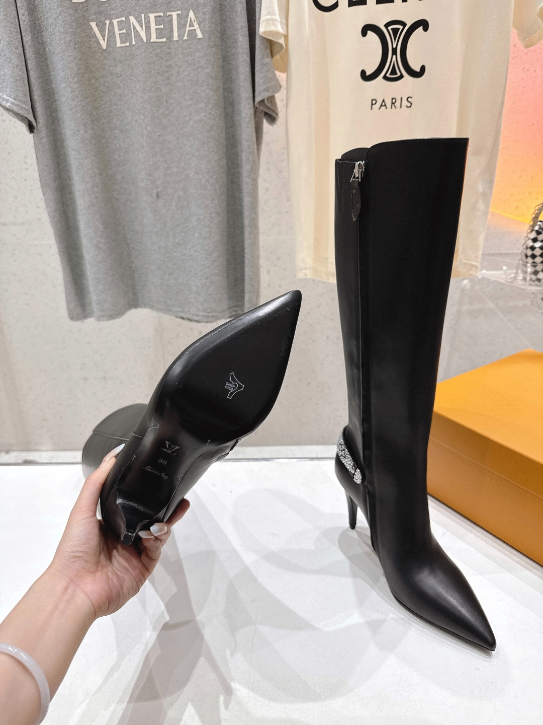 高版本出厂 LOUIS VUITTON 25ss LV驴牌秋冬新款高跟长靴楦型百搭瘦脚yyds.造型立体