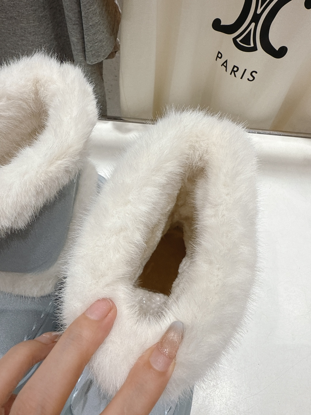 高版本出厂 Loewe/罗意威F036 25ss冬季最新保暖雪地靴羊毛靴顶级版本，这么保暖还能这么轻这么