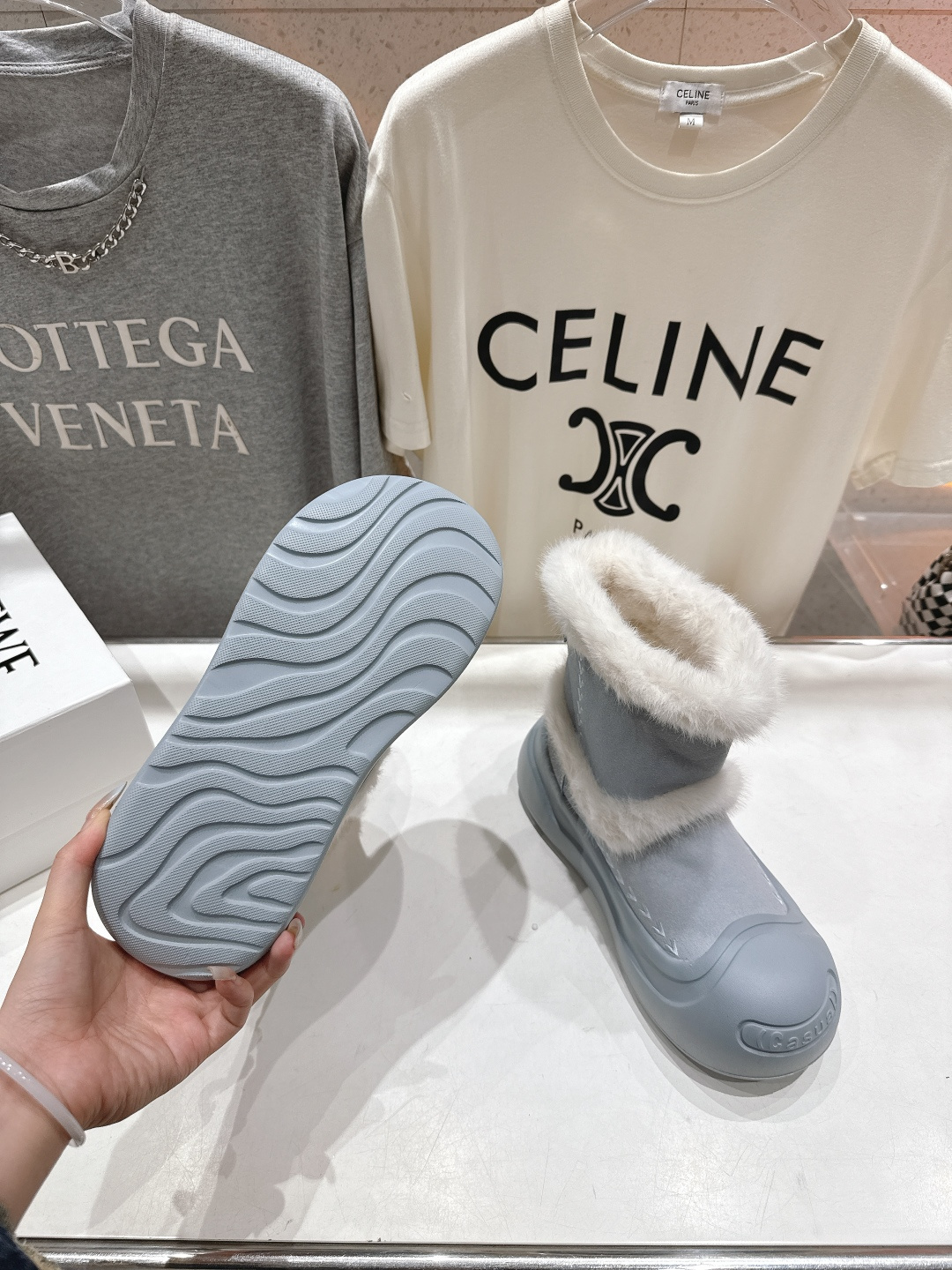 高版本出厂 Loewe/罗意威F036 25ss冬季最新保暖雪地靴羊毛靴顶级版本，这么保暖还能这么轻这么