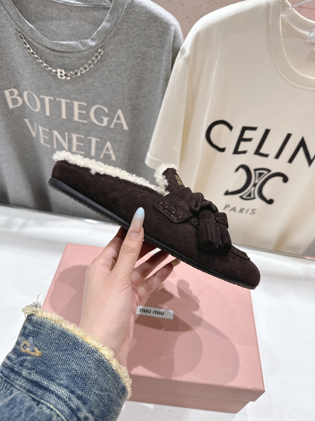 高版本出厂 毛里 MiuMiu/缪缪F051 2025ss秋冬走秀款一脚蹬半拖驾车鞋加毛乐福鞋毛毛鞋这款