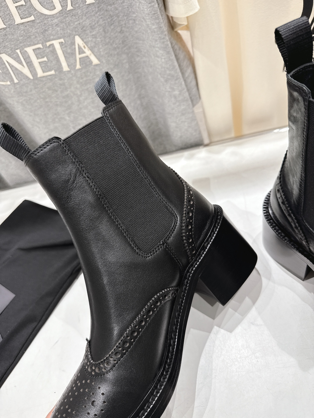 高版本出厂 SAINT LAURENT/圣罗兰YSL 25ss爆款平底布洛克英伦风切尔西短靴乐福鞋，20