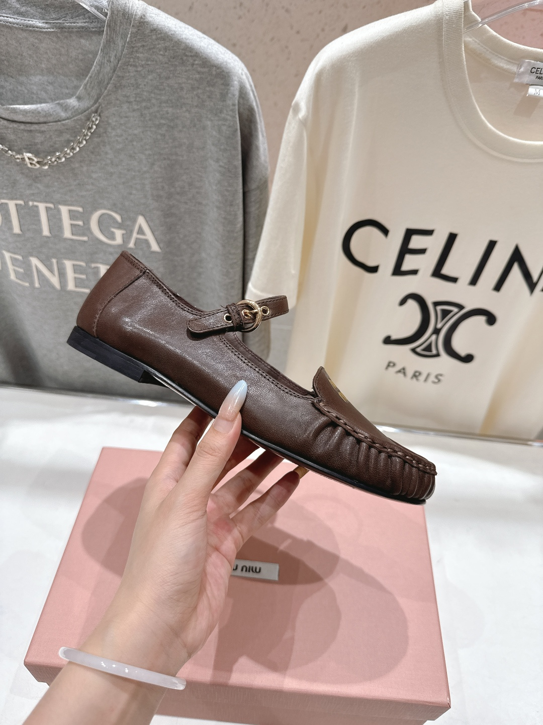 高版本出厂 MiuMiu/缪缪F013法式仙女风玛丽珍平底单鞋芭蕾舞鞋这款芭蕾平底鞋亮相缪缪2026春夏