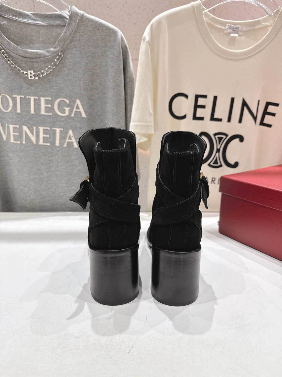 高版本出厂 ～New～顶级制作·Valentino·华伦天奴〰️2025ss秋冬系列新款切尔西高跟短靴创