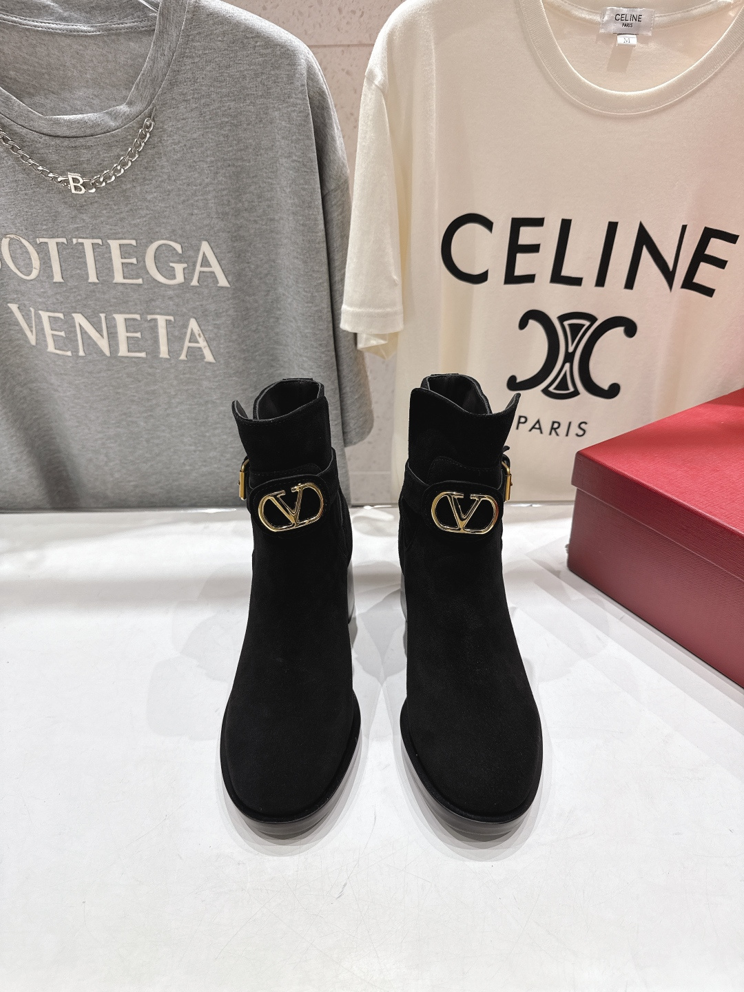 高版本出厂 ～New～顶级制作·Valentino·华伦天奴〰️2025ss秋冬系列新款切尔西高跟短靴创