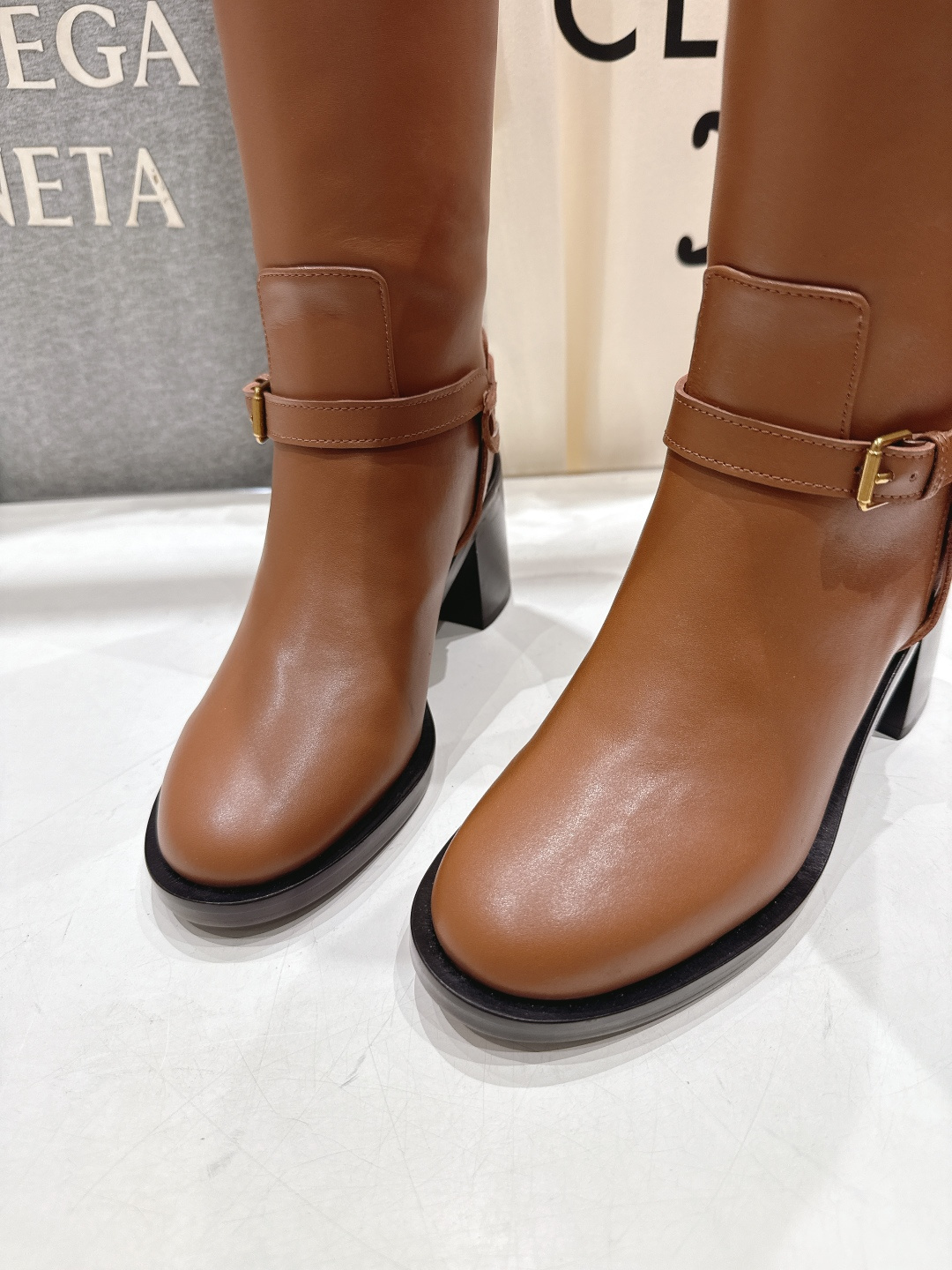 高版本出厂 ～New～顶级制作·Valentino·华伦天奴〰️2025ss秋冬系列新款高跟长靴创新与经