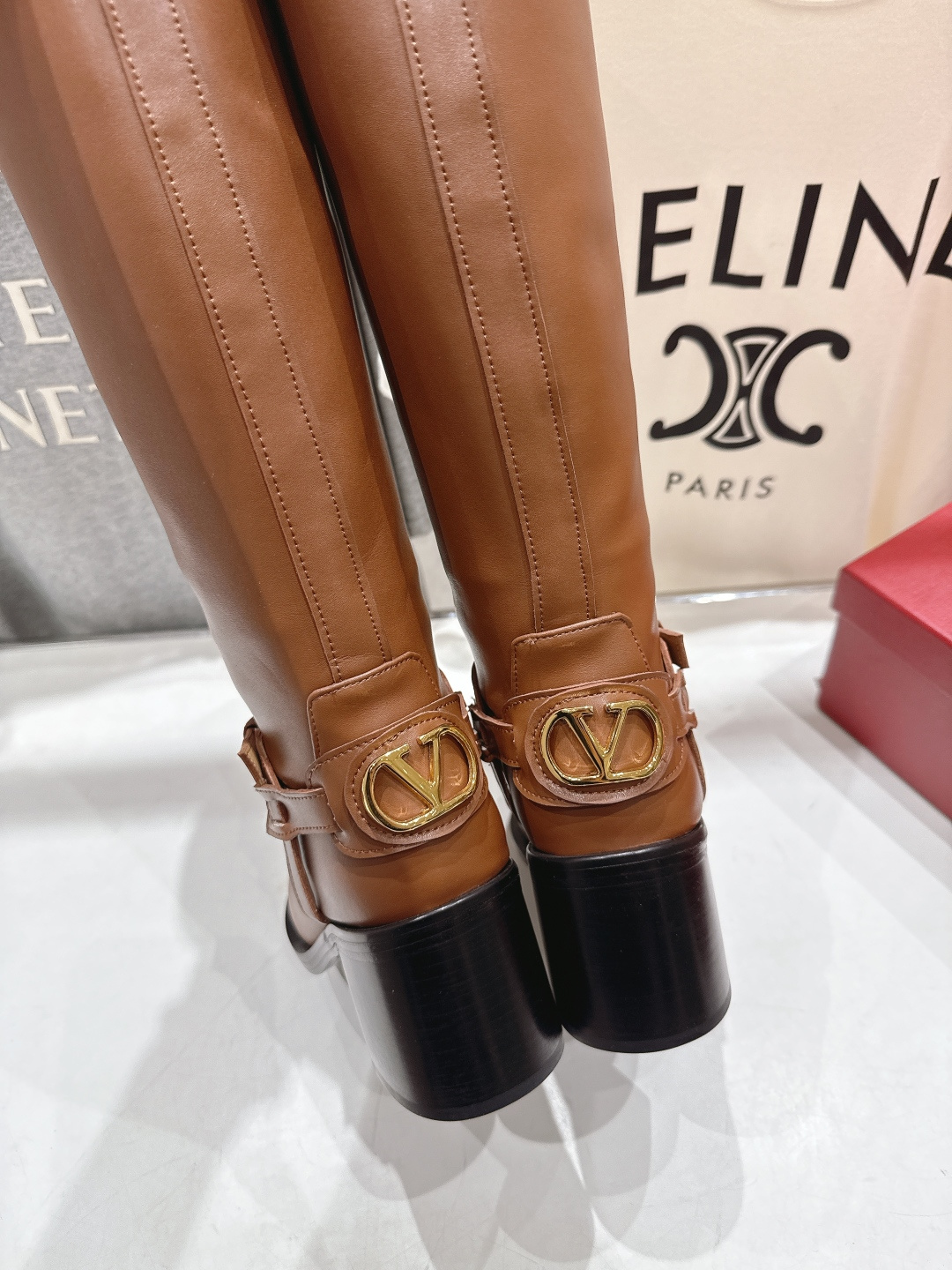 高版本出厂 ～New～顶级制作·Valentino·华伦天奴〰️2025ss秋冬系列新款高跟长靴创新与经