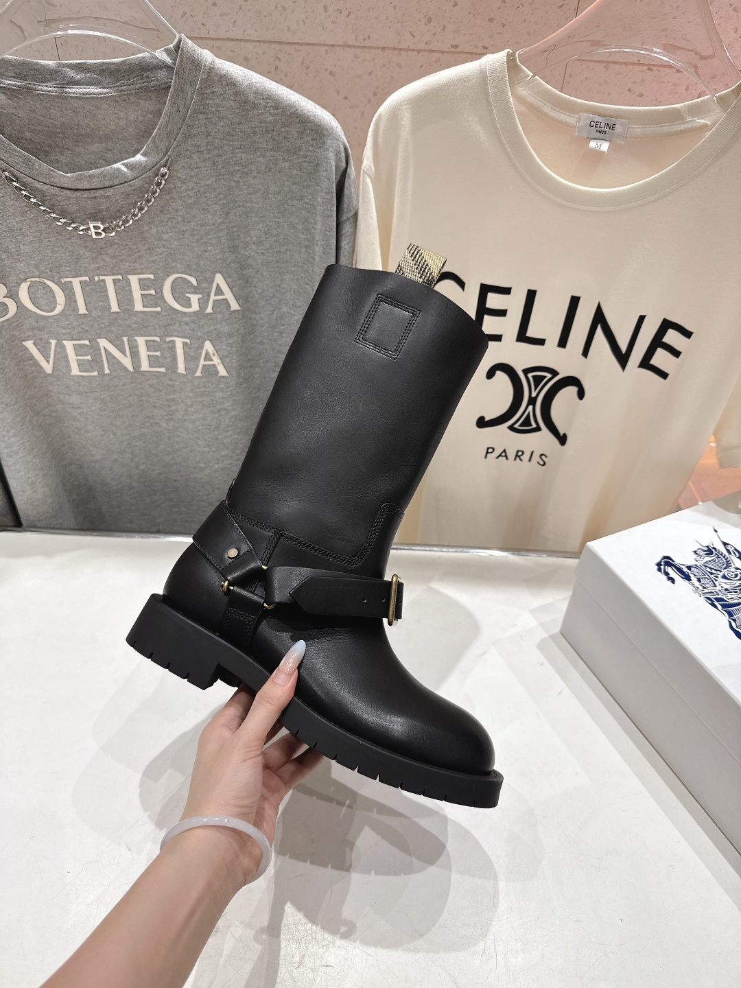 高版本出厂 BURBERRY～巴宝莉BBR F028 出自设计师Daniel Lee 25ss/秋冬全新