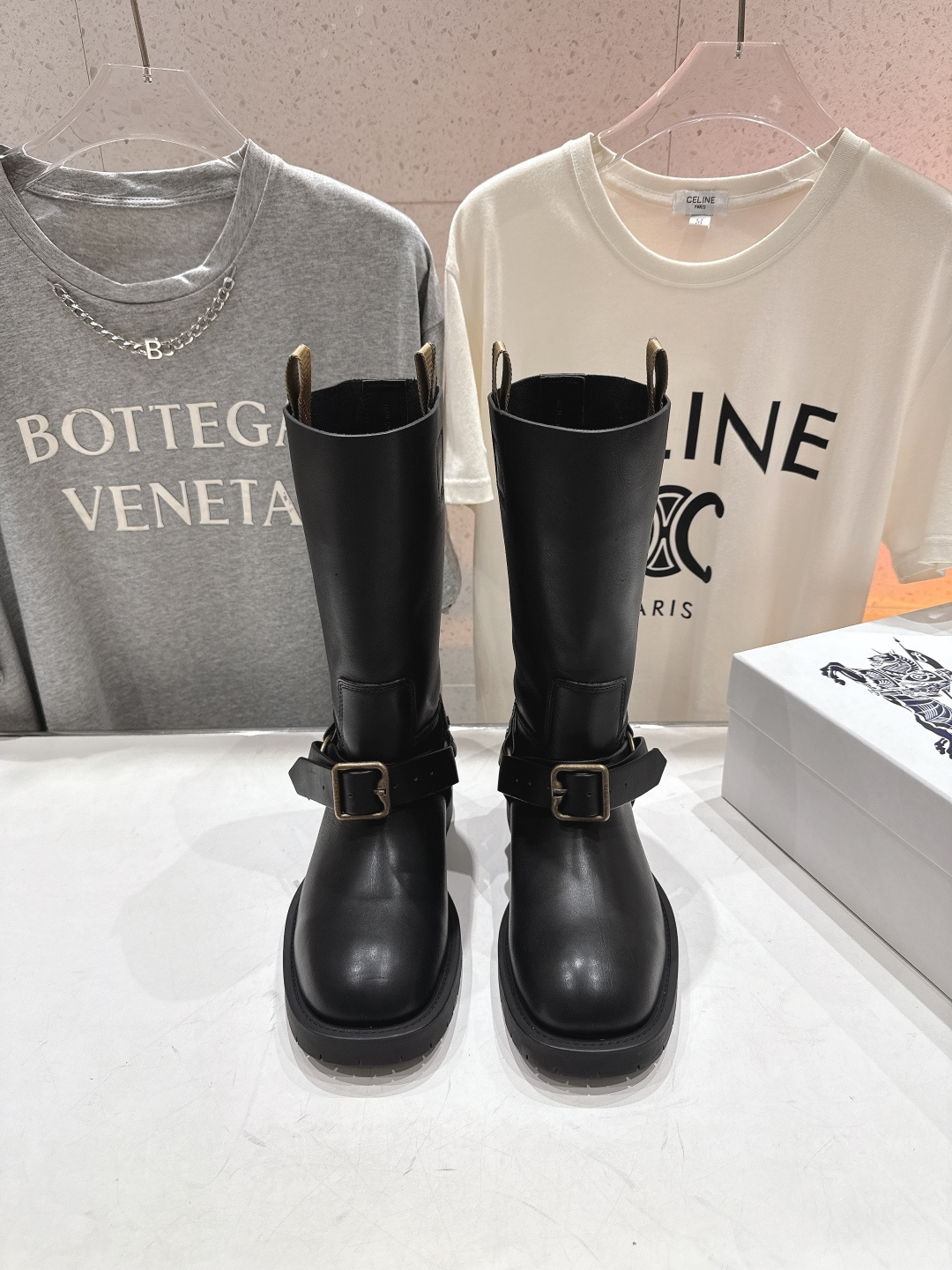 高版本出厂 BURBERRY～巴宝莉BBR F028 出自设计师Daniel Lee 25ss/秋冬全新