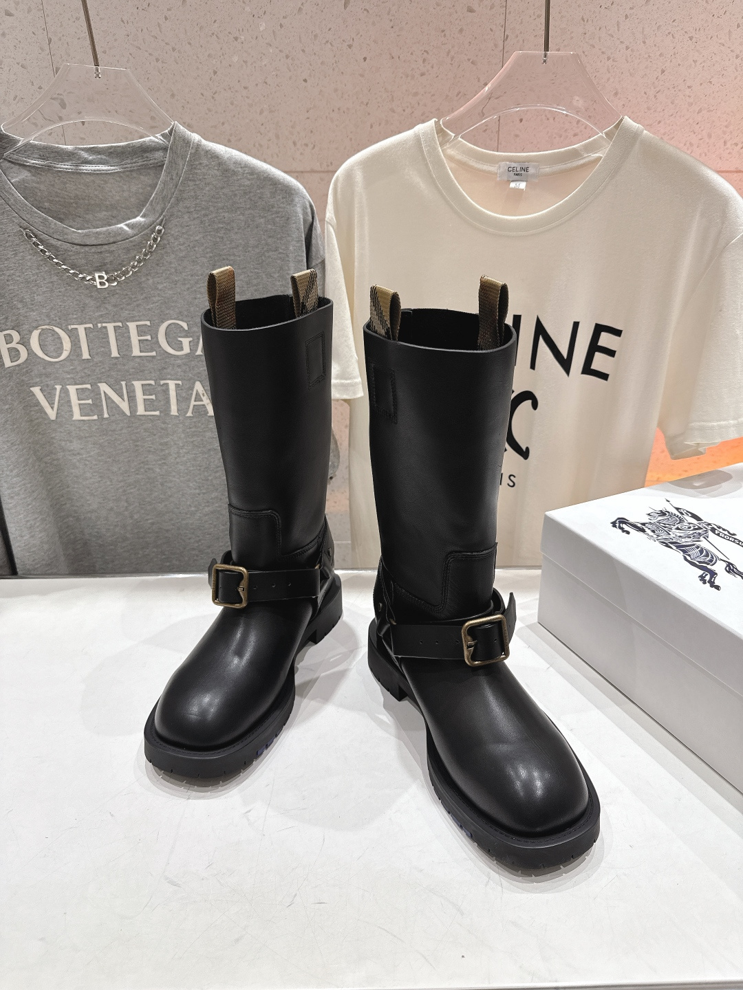 高版本出厂 BURBERRY～巴宝莉BBR F028 出自设计师Daniel Lee 25ss/秋冬全新