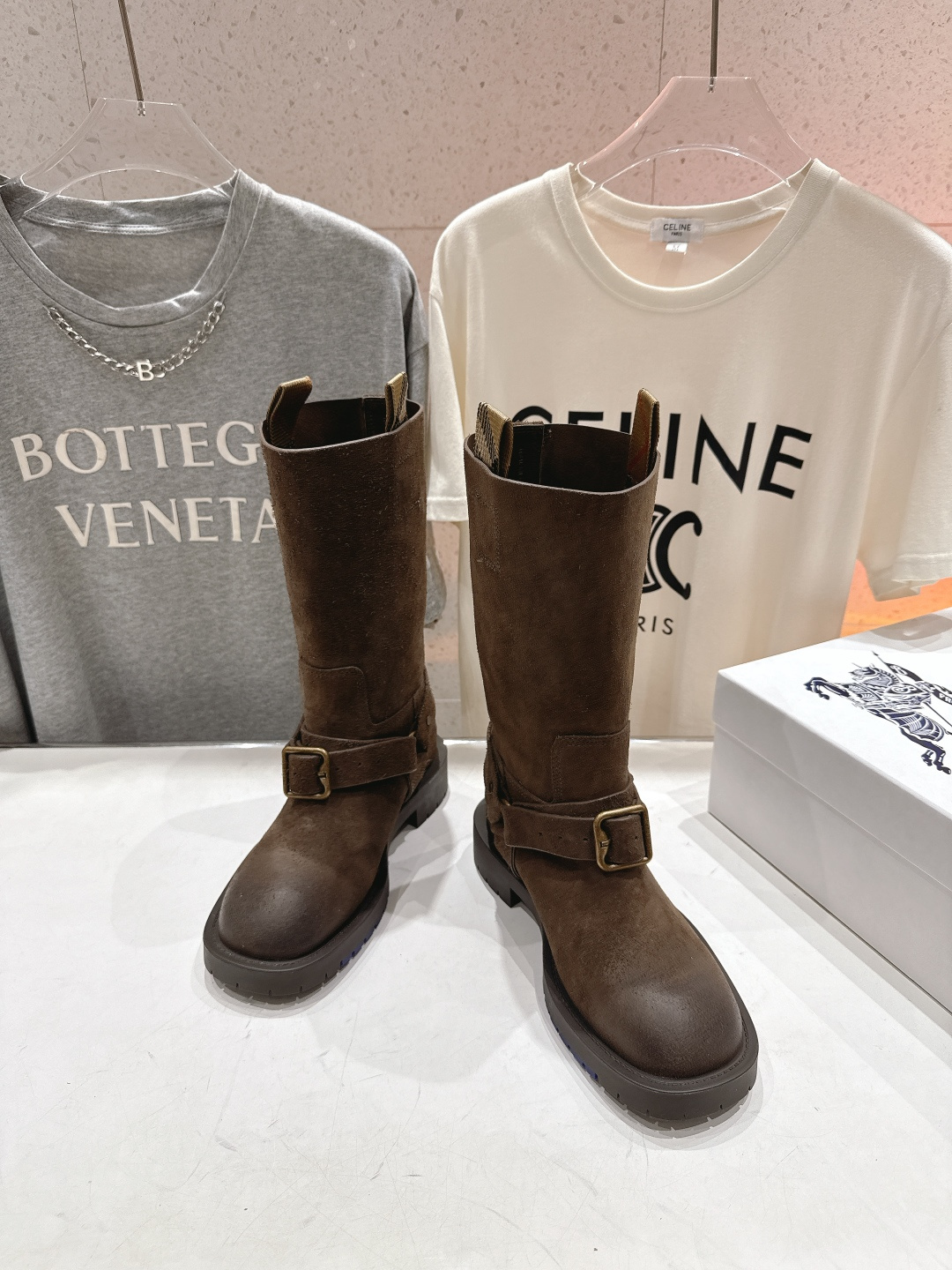 高版本出厂 BURBERRY～巴宝莉BBR F028 出自设计师Daniel Lee 25ss/秋冬全新