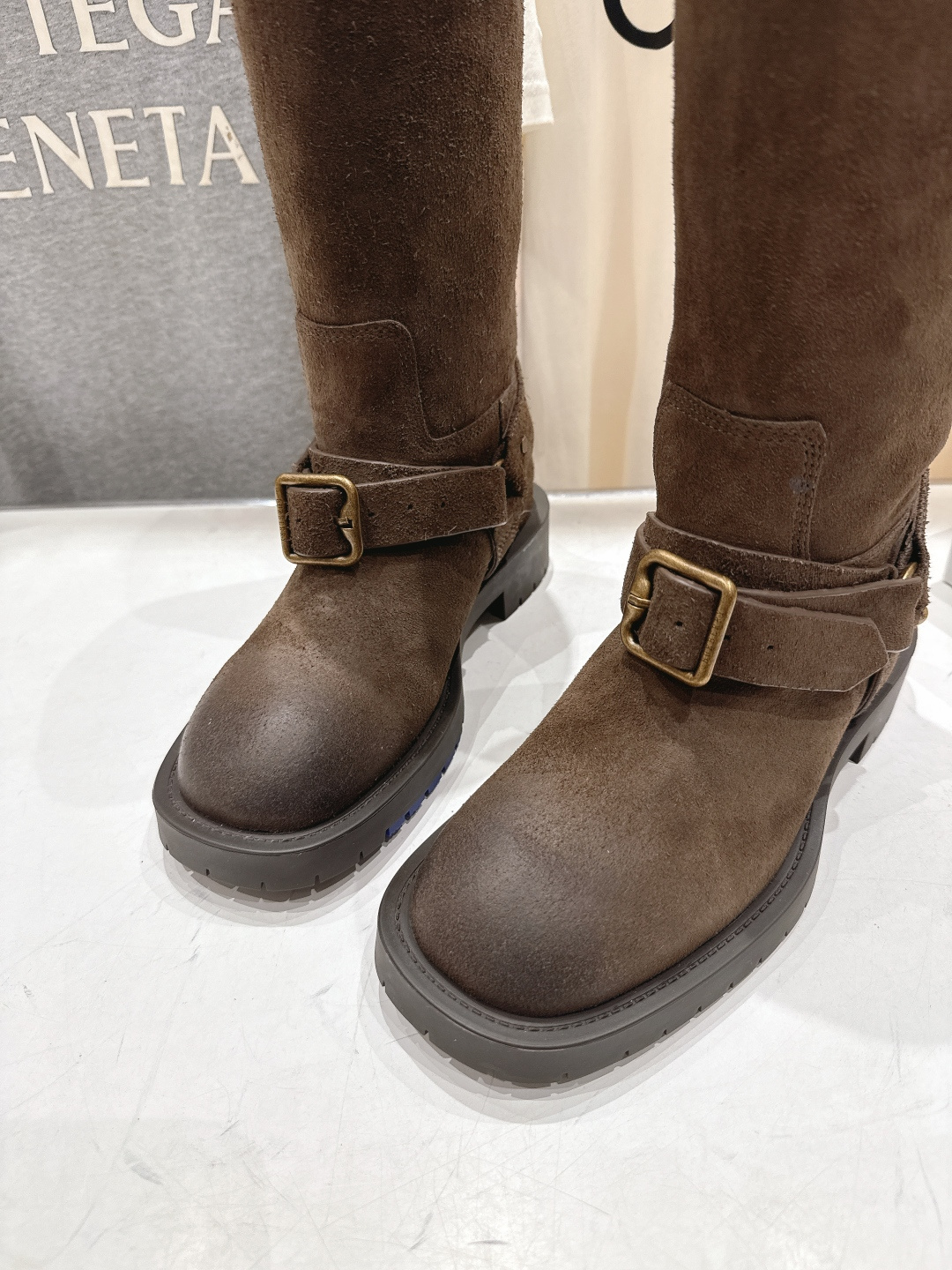 高版本出厂 BURBERRY～巴宝莉BBR F028 出自设计师Daniel Lee 25ss/秋冬全新