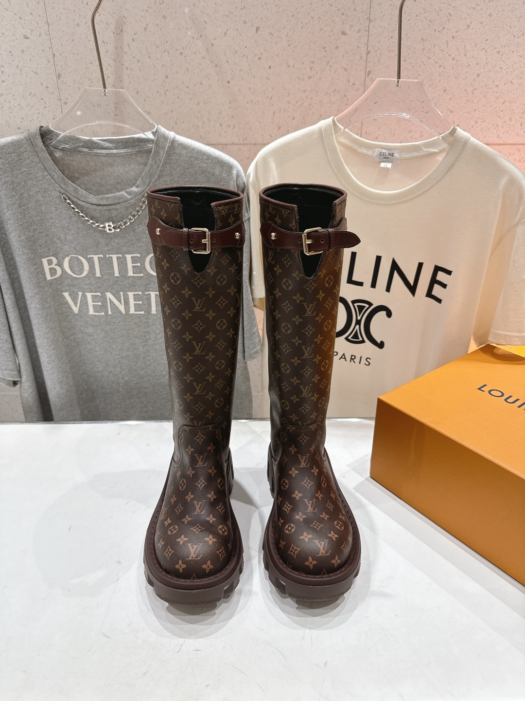 高版本出厂 LOUIS VUITTON 25ss LV驴牌新款英伦风帅气马丁靴长靴楦型百搭瘦脚yyds.