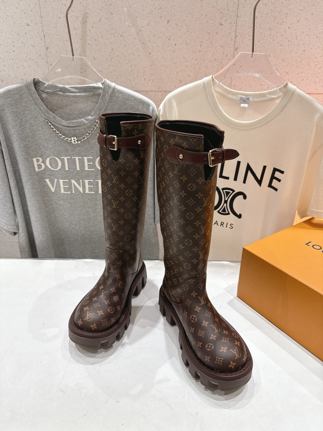 高版本出厂 LOUIS VUITTON 25ss LV驴牌新款英伦风帅气马丁靴长靴楦型百搭瘦脚yyds.