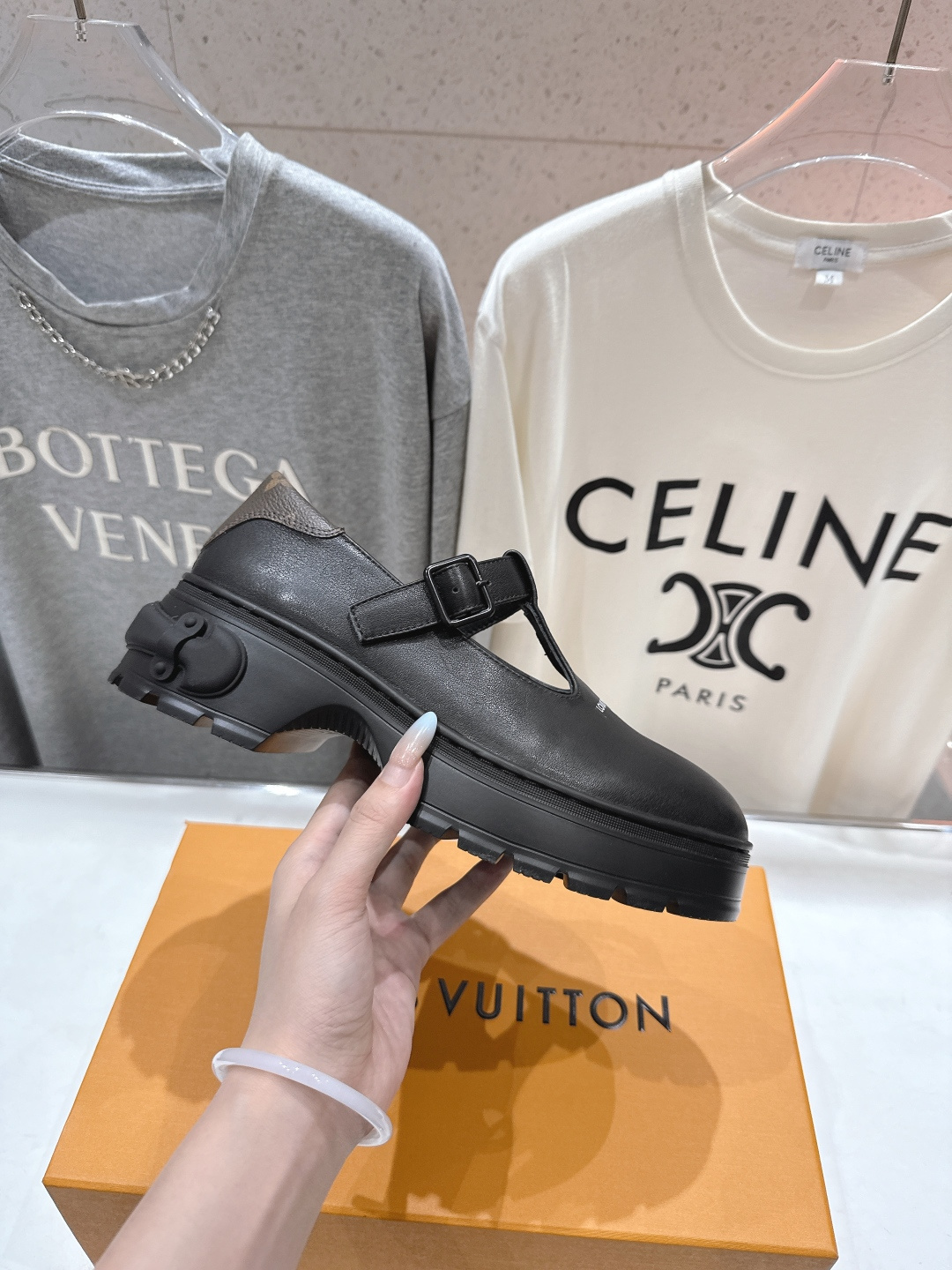 高版本出厂 LOUIS VUITTON ss25 LV驴牌新款厚底玛丽珍大头鞋休闲鞋乐福鞋本款乐福鞋以头