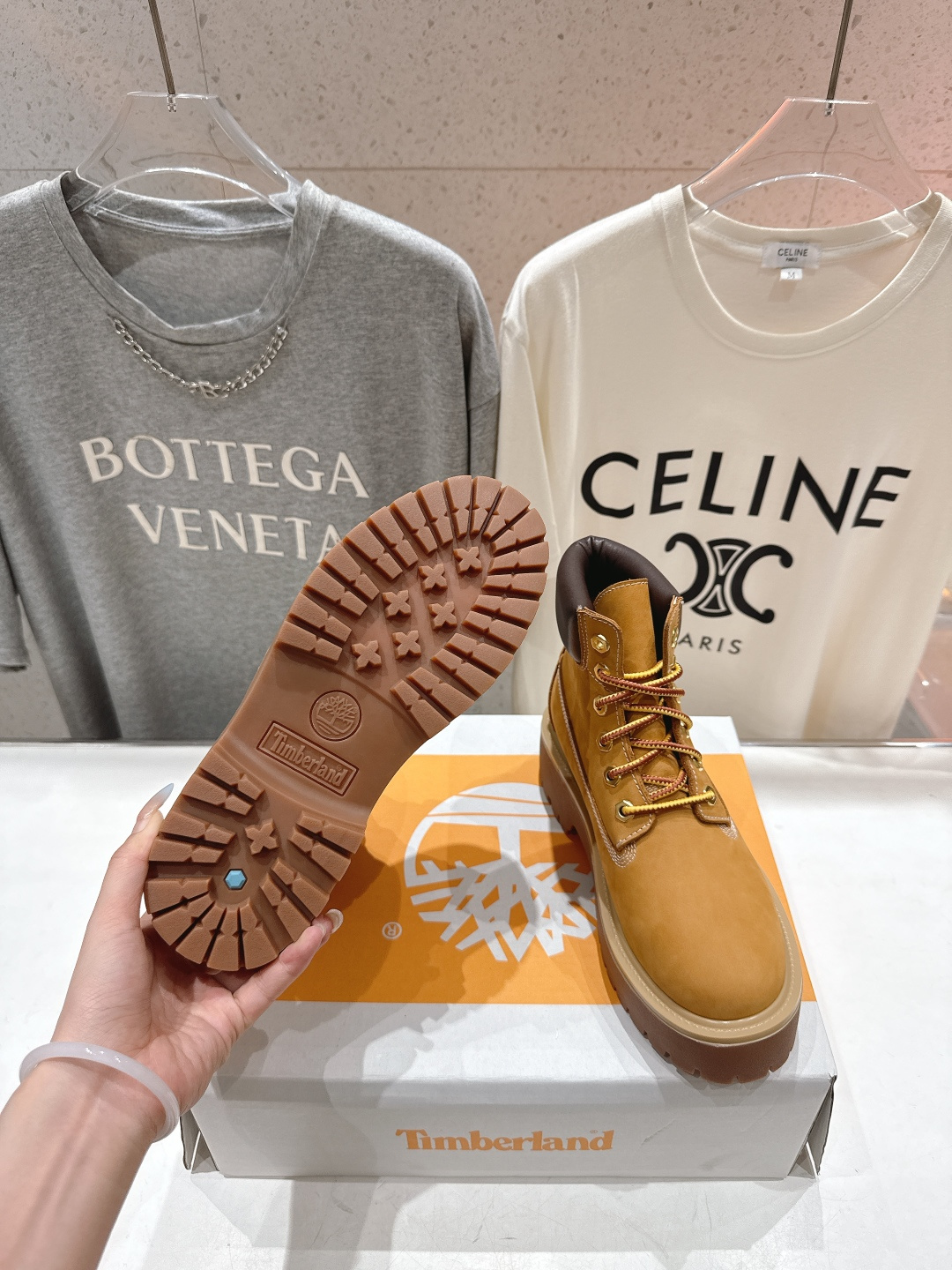 高版本出厂 Timberland添柏岚F035 26ss新款厚底大黄蜂大黄靴英伦风短靴马丁靴经典永不过时