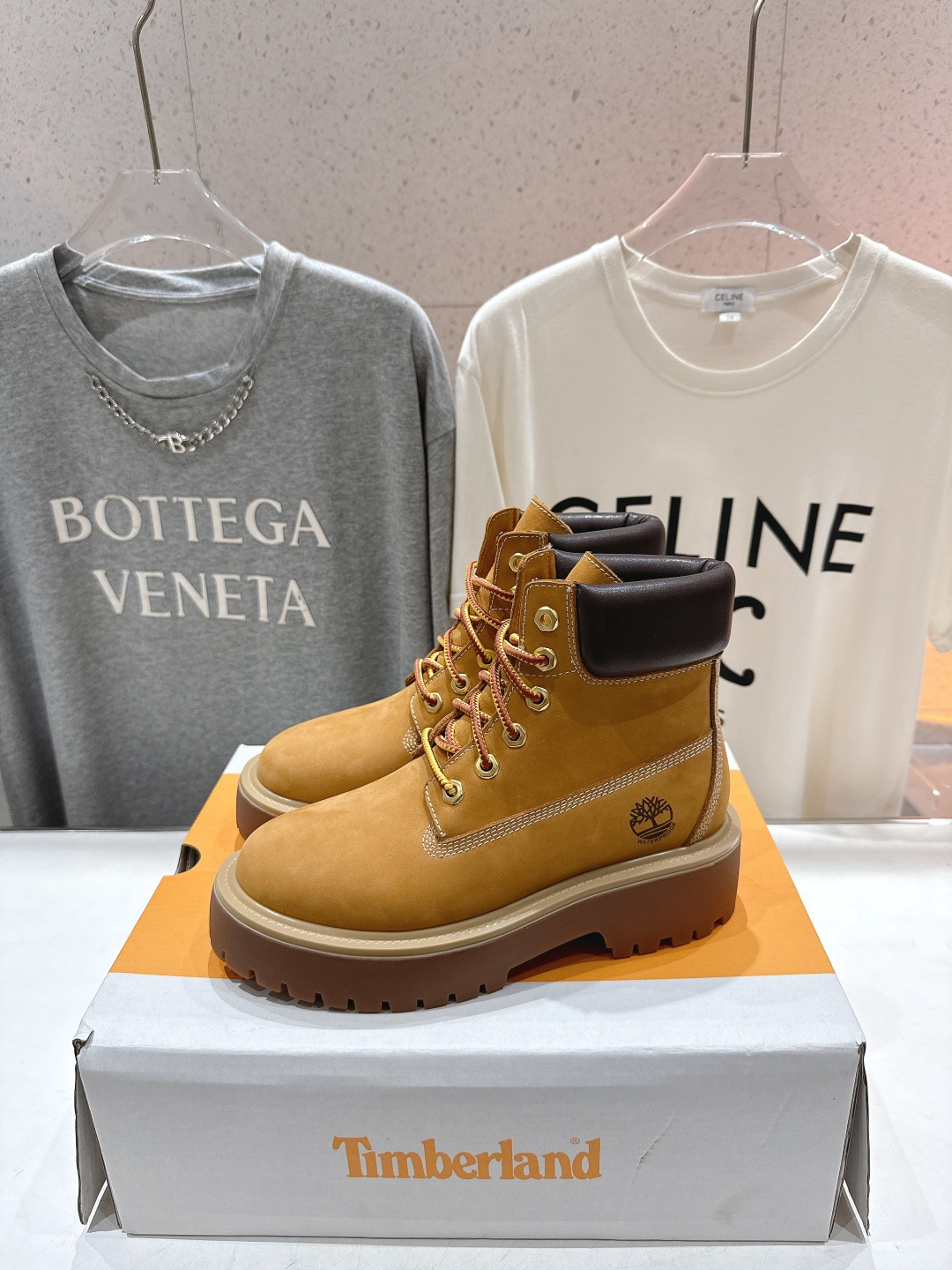 高版本出厂 Timberland添柏岚F035 26ss新款厚底大黄蜂大黄靴英伦风短靴马丁靴经典永不过时