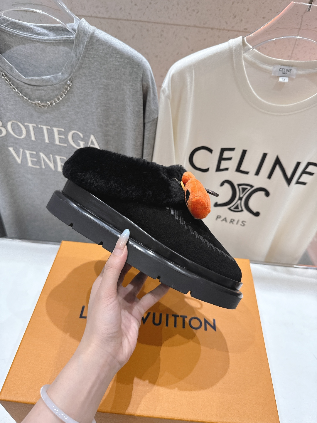 高版本出厂 LOUIS VUITTON ss25 LV驴牌秋冬新款厚底羊毛半拖毛毛拖鞋保暖棉鞋LV冬季滑