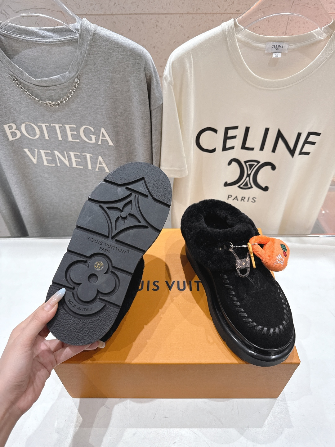 高版本出厂 LOUIS VUITTON ss25 LV驴牌秋冬新款厚底羊毛半拖毛毛拖鞋保暖棉鞋LV冬季滑