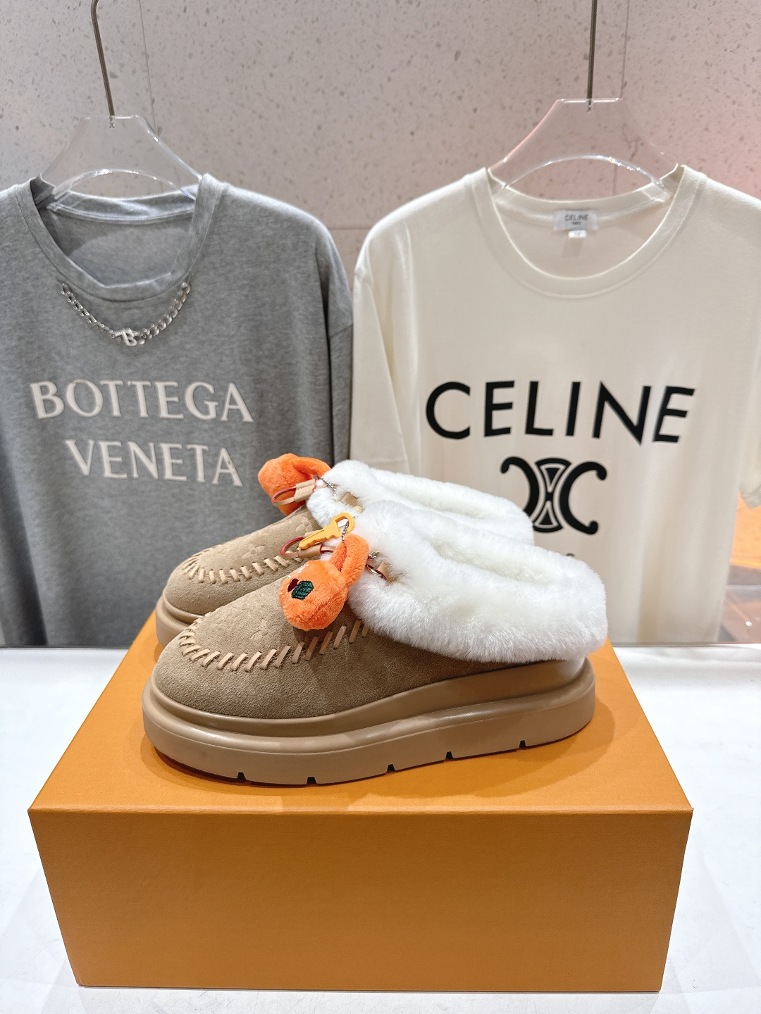 高版本出厂 LOUIS VUITTON ss25 LV驴牌秋冬新款厚底羊毛半拖毛毛拖鞋保暖棉鞋LV冬季滑