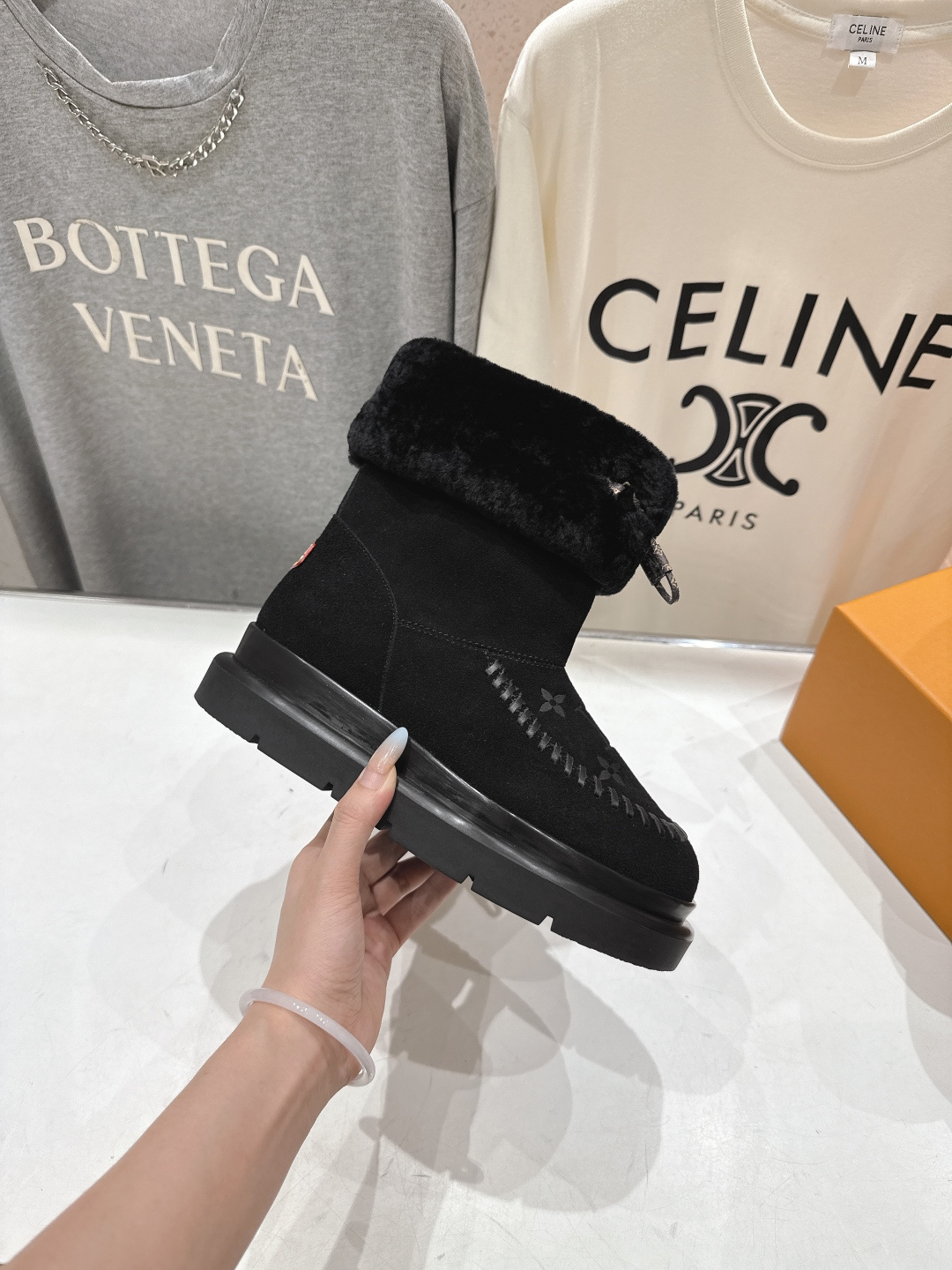 高版本出厂 LOUIS VUITTON ss25 LV驴牌秋冬新款厚底雪地靴保暖短靴LV冬季滑雪系列Mo