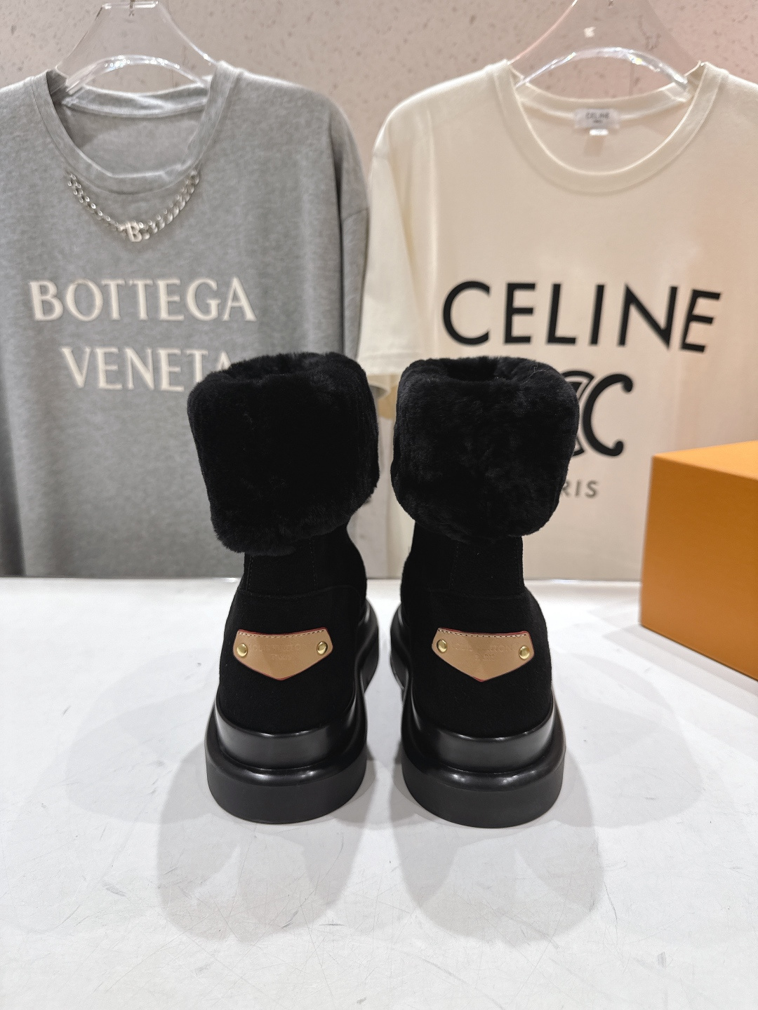 高版本出厂 LOUIS VUITTON ss25 LV驴牌秋冬新款厚底雪地靴保暖短靴LV冬季滑雪系列Mo