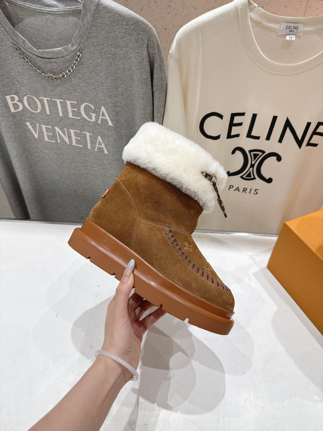 高版本出厂 LOUIS VUITTON ss25 LV驴牌秋冬新款厚底雪地靴保暖短靴LV冬季滑雪系列Mo