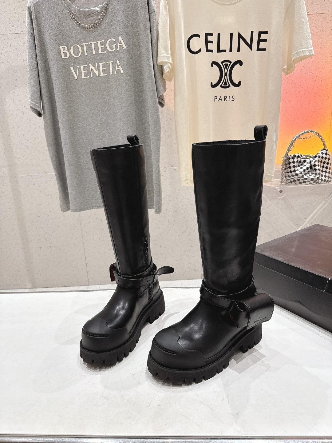 高版本出厂 🆕超🔥小众品牌DYMONLATRY 2025ss秋冬新款厚底工装靴马丁靴绑带中靴自带厚底增高