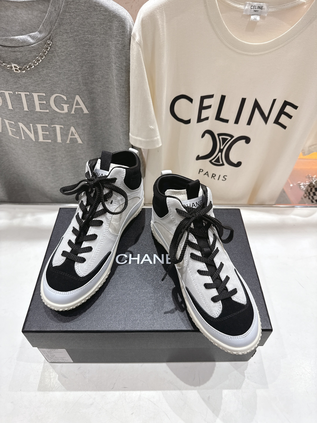 高版本出厂 Chanel* 香奈儿小香F015 2025ss秋冬新款休闲街头高帮运动鞋上新～时尚圈的绝绝