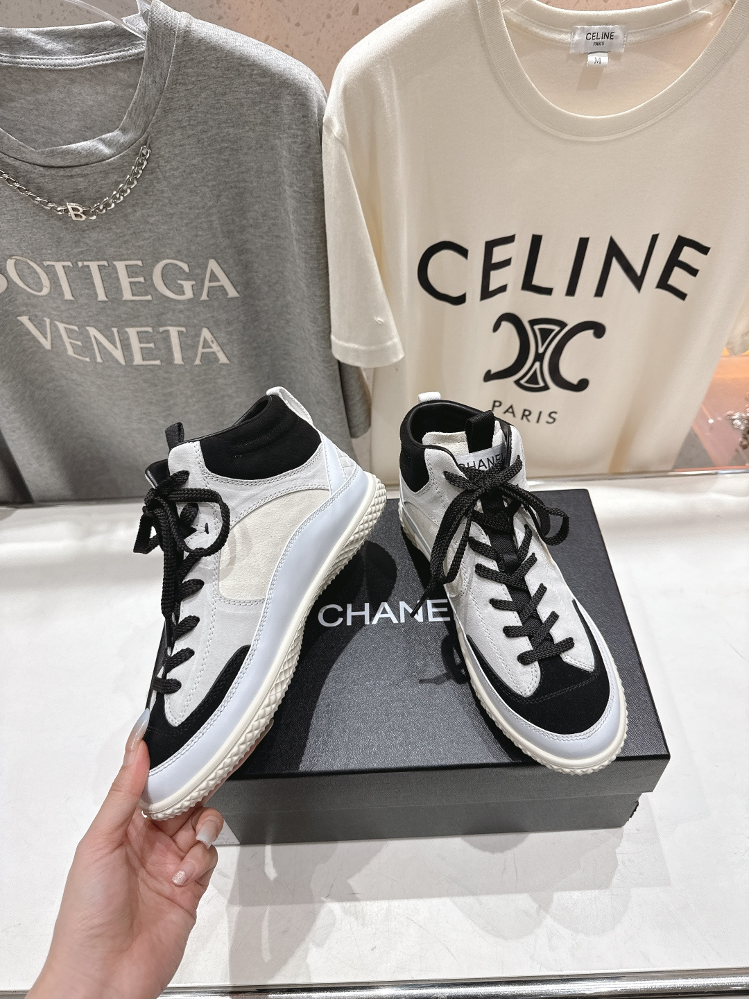 高版本出厂 Chanel* 香奈儿小香F015 2025ss秋冬新款休闲街头高帮运动鞋上新～时尚圈的绝绝