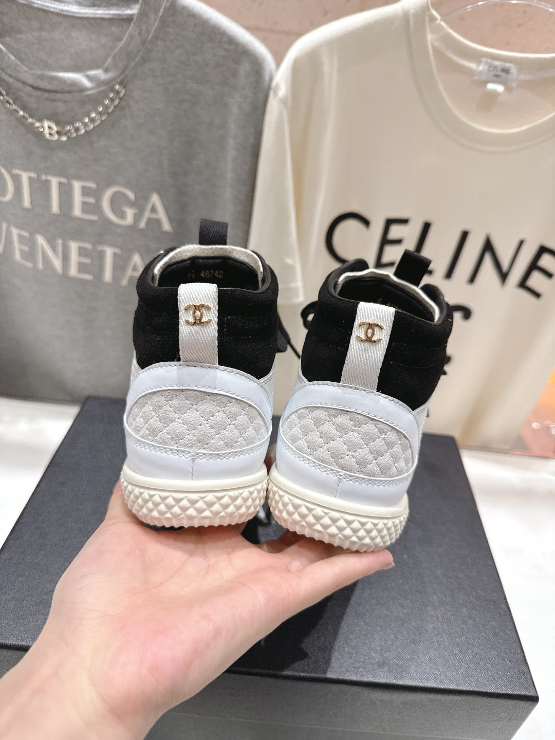 高版本出厂 Chanel* 香奈儿小香F015 2025ss秋冬新款休闲街头高帮运动鞋上新～时尚圈的绝绝