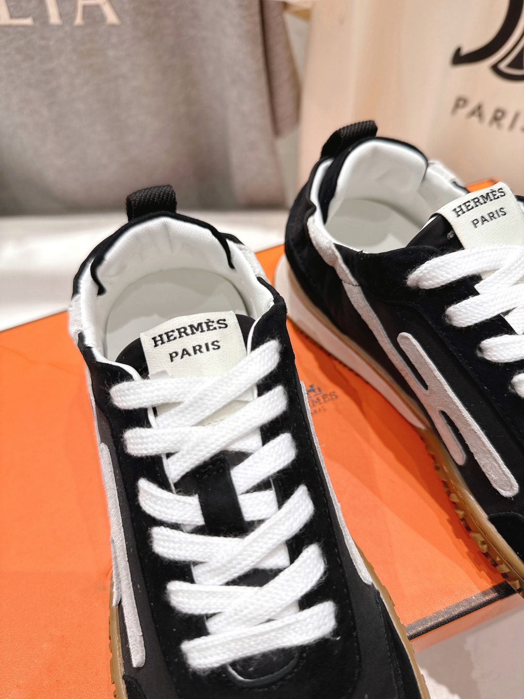 高版本出厂 情侣款 Hermes 2025ss新款爱马仕F032 In系列系带阿甘鞋德训鞋休闲运动鞋原版