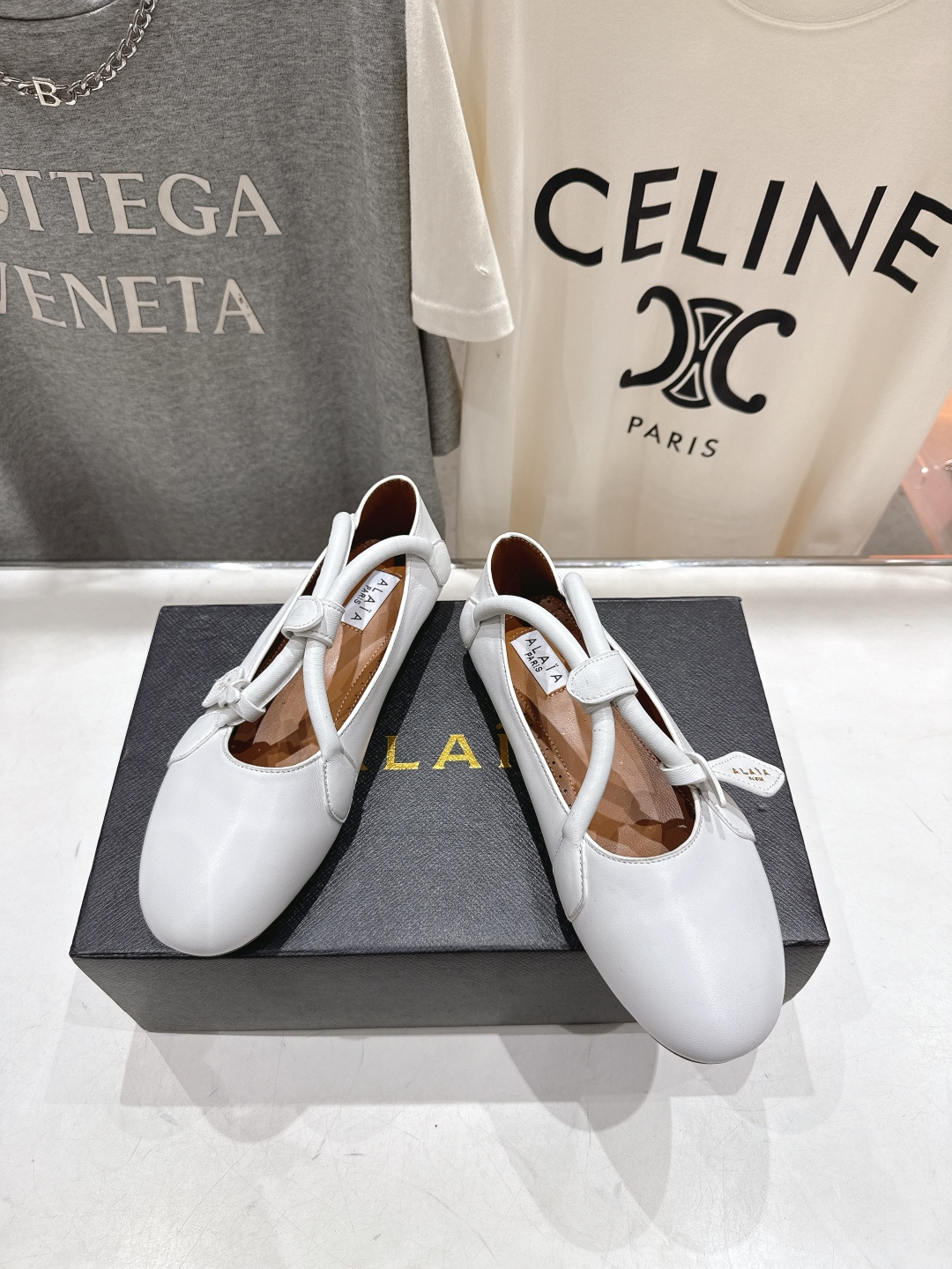 高版本出厂 独家新品 Alaia 阿莱亚25ss/ 走秀款玛丽珍平底芭蕾舞鞋 最近超火的一款平底鞋章小蕙