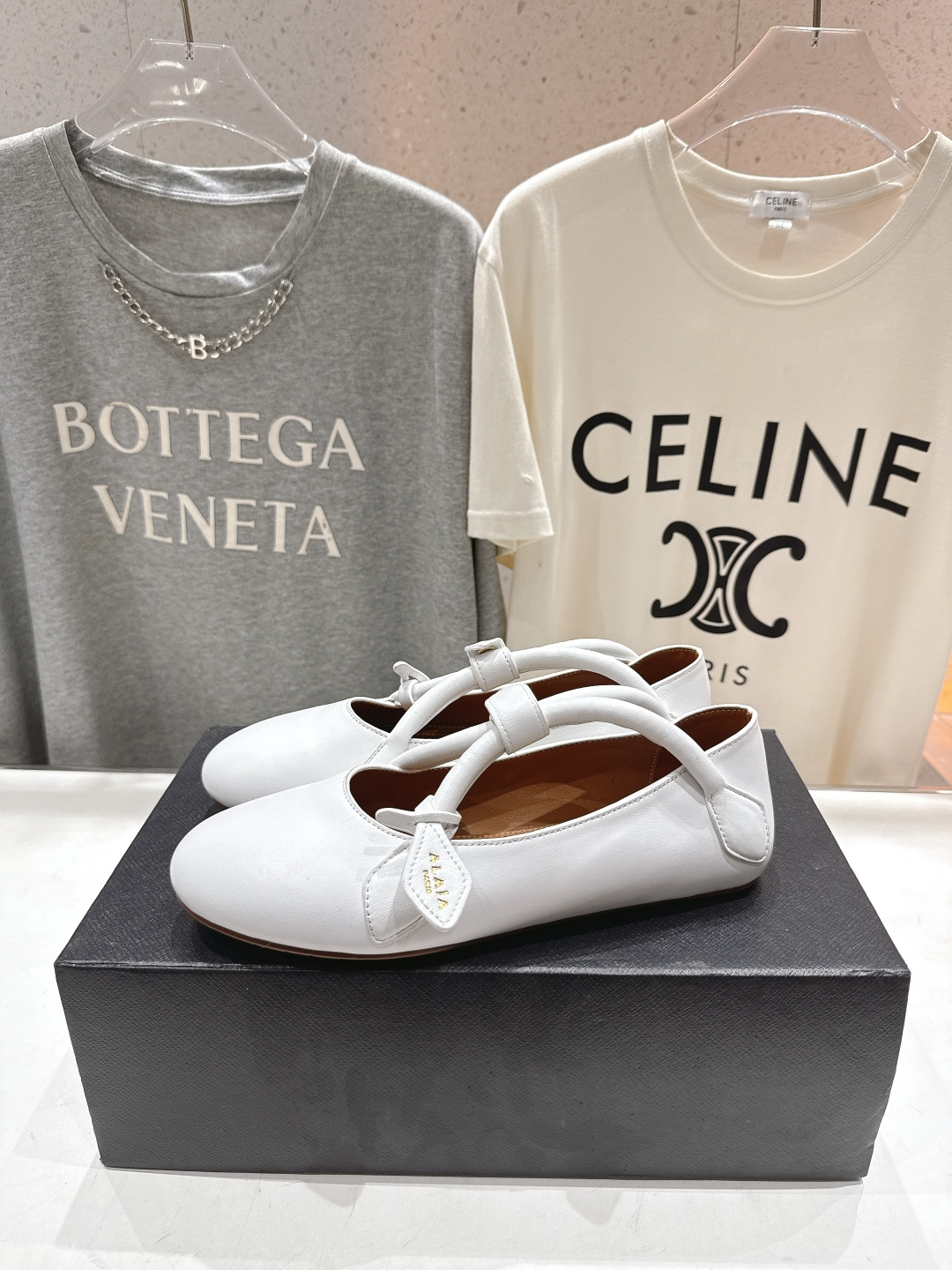 高版本出厂 独家新品 Alaia 阿莱亚25ss/ 走秀款玛丽珍平底芭蕾舞鞋 最近超火的一款平底鞋章小蕙