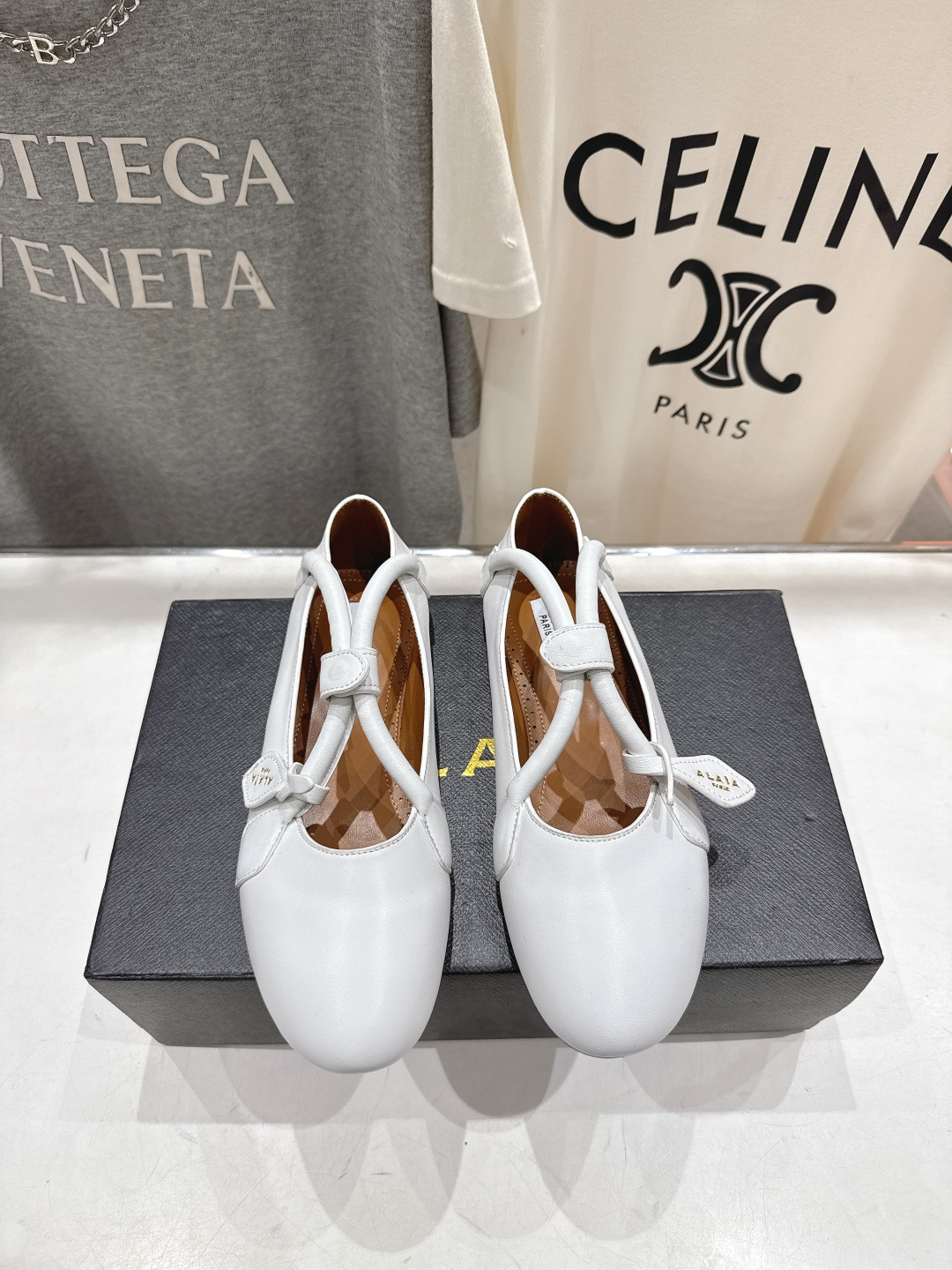 高版本出厂 独家新品 Alaia 阿莱亚25ss/ 走秀款玛丽珍平底芭蕾舞鞋 最近超火的一款平底鞋章小蕙