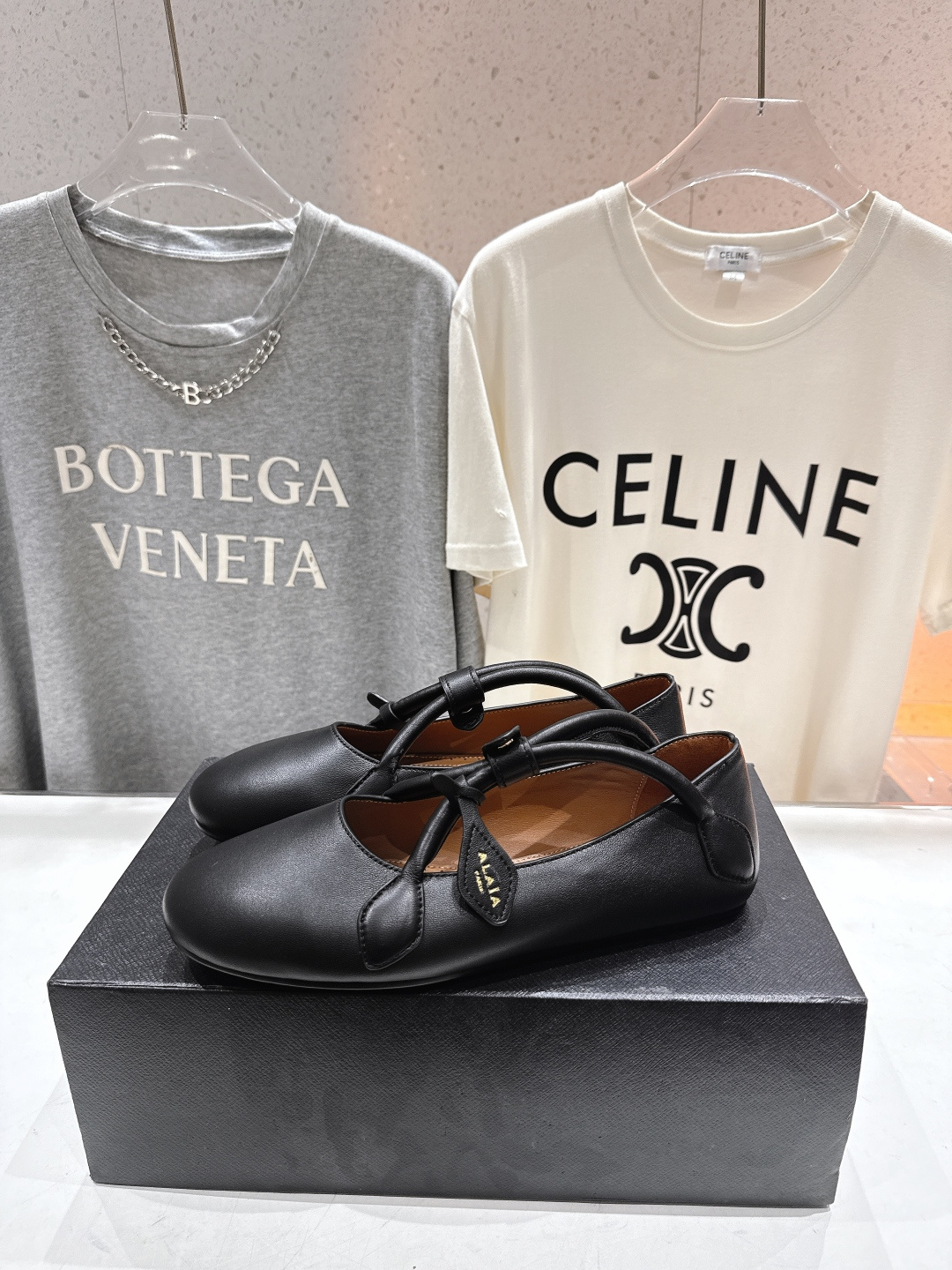 高版本出厂 独家新品 Alaia 阿莱亚25ss/ 走秀款玛丽珍平底芭蕾舞鞋 最近超火的一款平底鞋章小蕙