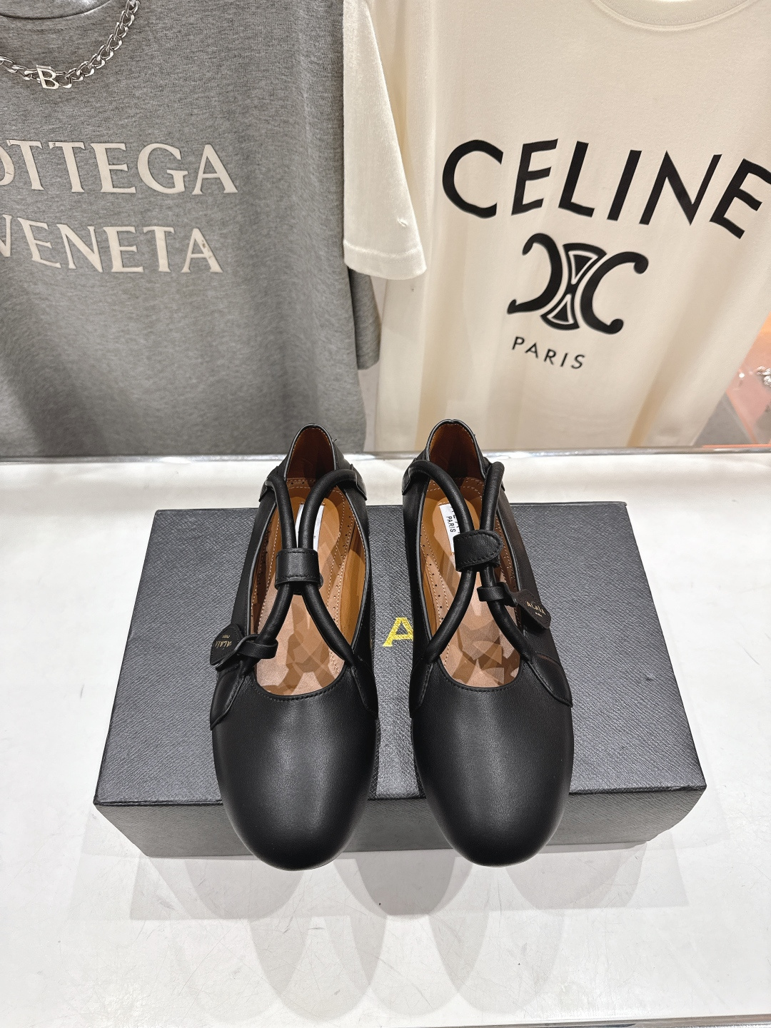 高版本出厂 独家新品 Alaia 阿莱亚25ss/ 走秀款玛丽珍平底芭蕾舞鞋 最近超火的一款平底鞋章小蕙