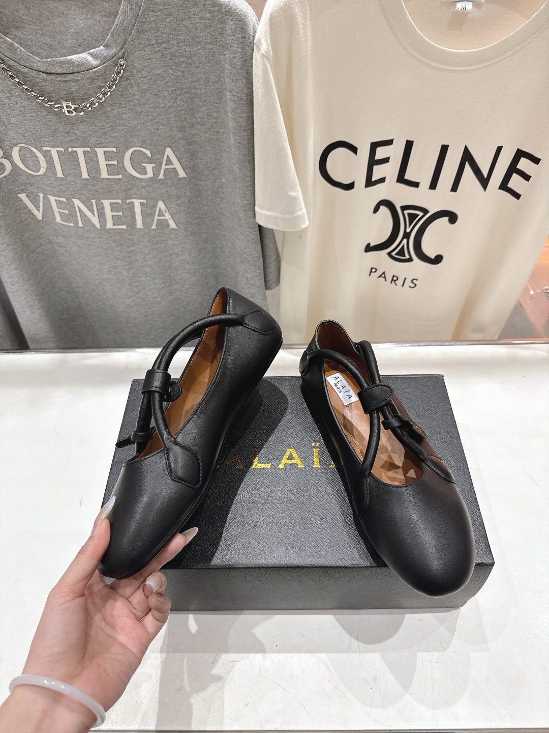 高版本出厂 独家新品 Alaia 阿莱亚25ss/ 走秀款玛丽珍平底芭蕾舞鞋 最近超火的一款平底鞋章小蕙