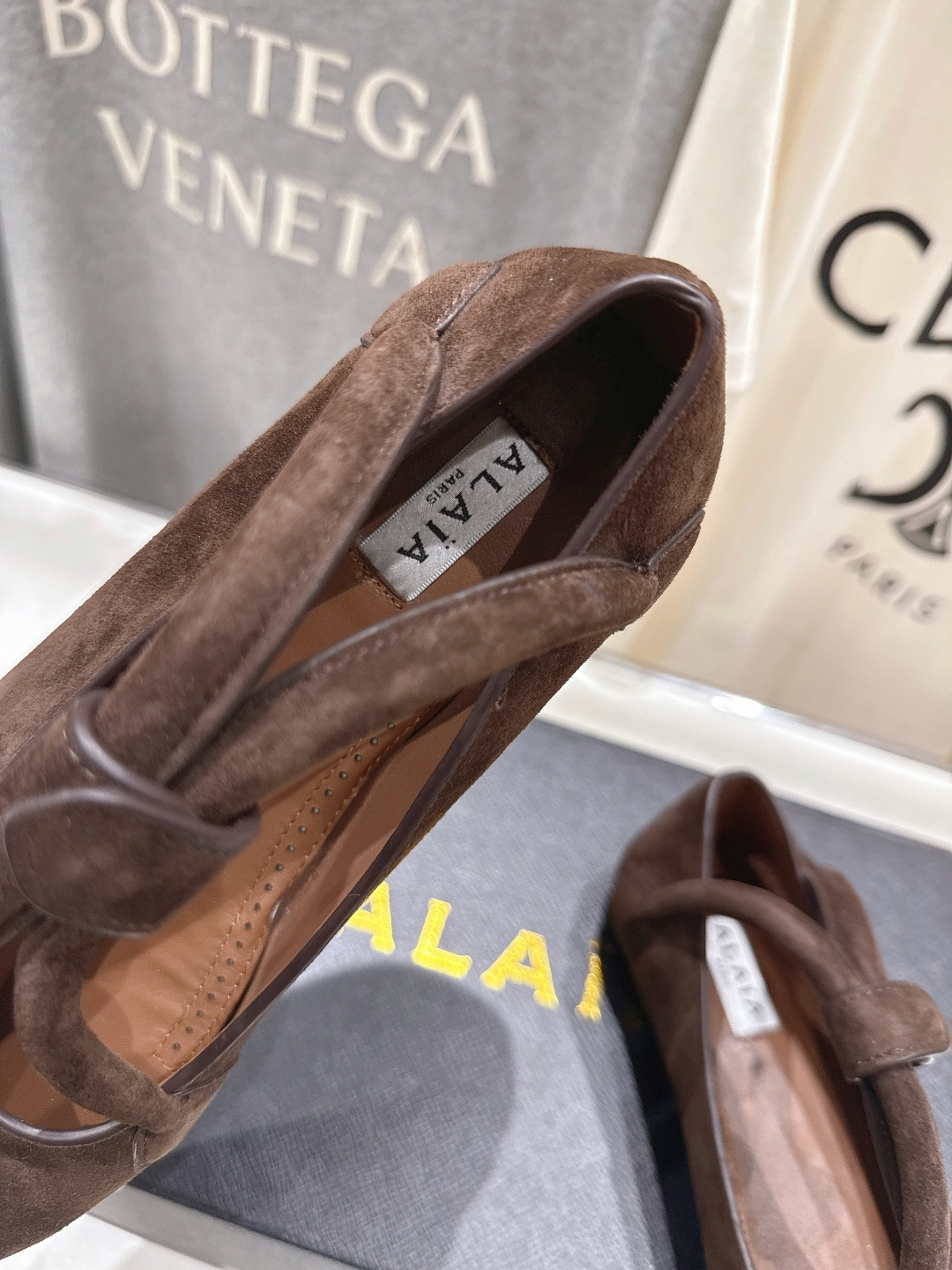 高版本出厂 独家新品 Alaia 阿莱亚25ss/ 走秀款玛丽珍平底芭蕾舞鞋 最近超火的一款平底鞋章小蕙