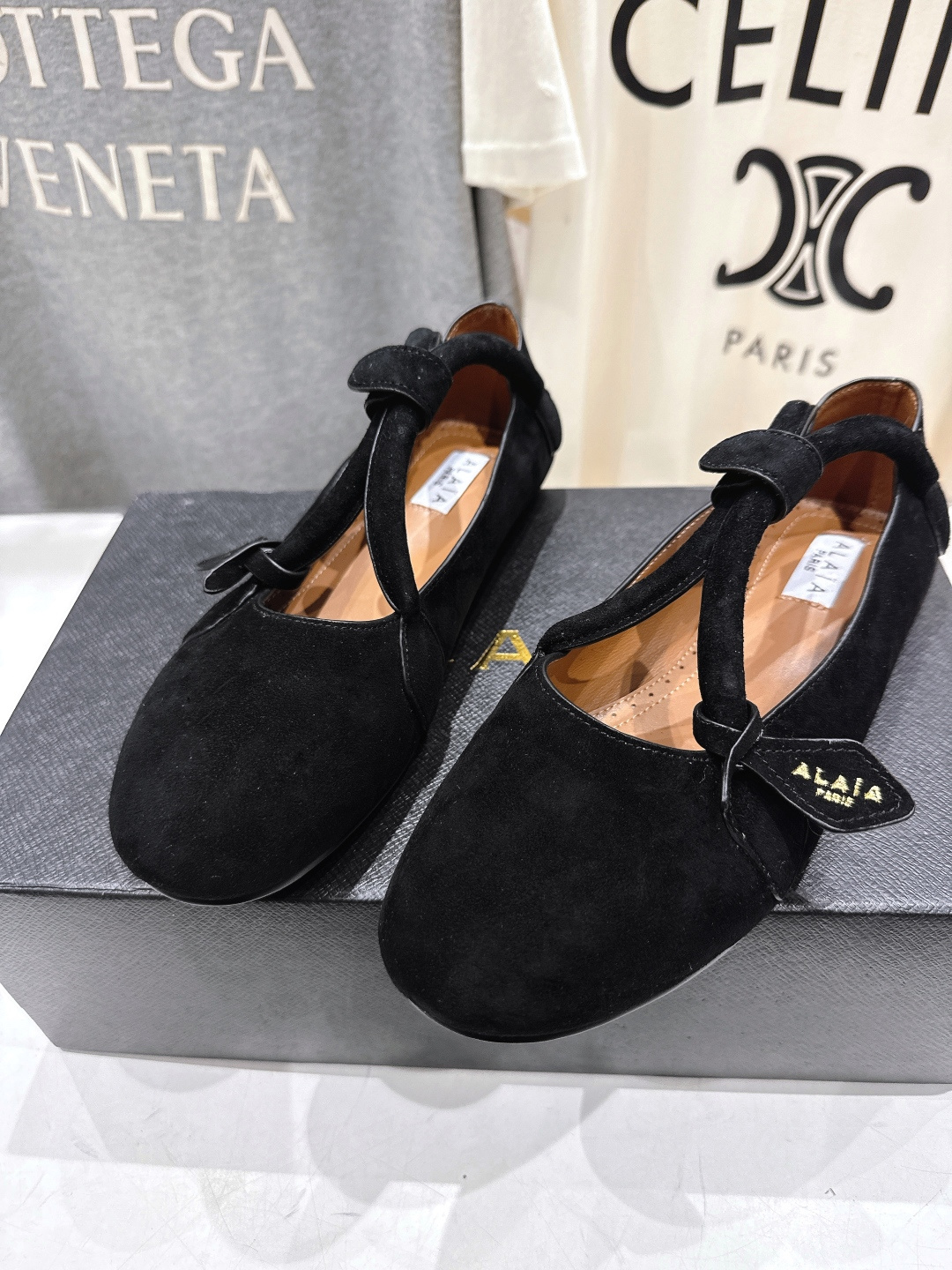 高版本出厂 独家新品 Alaia 阿莱亚25ss/ 走秀款玛丽珍平底芭蕾舞鞋 最近超火的一款平底鞋章小蕙