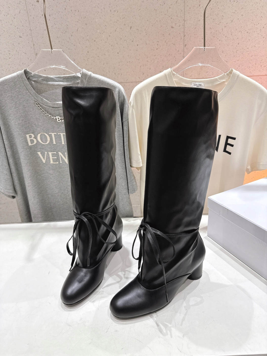 高版本出厂 Solesophy轻奢品牌F017 25ss新款复古风绑带长靴堆堆靴品牌选用了柔软舒适的材料