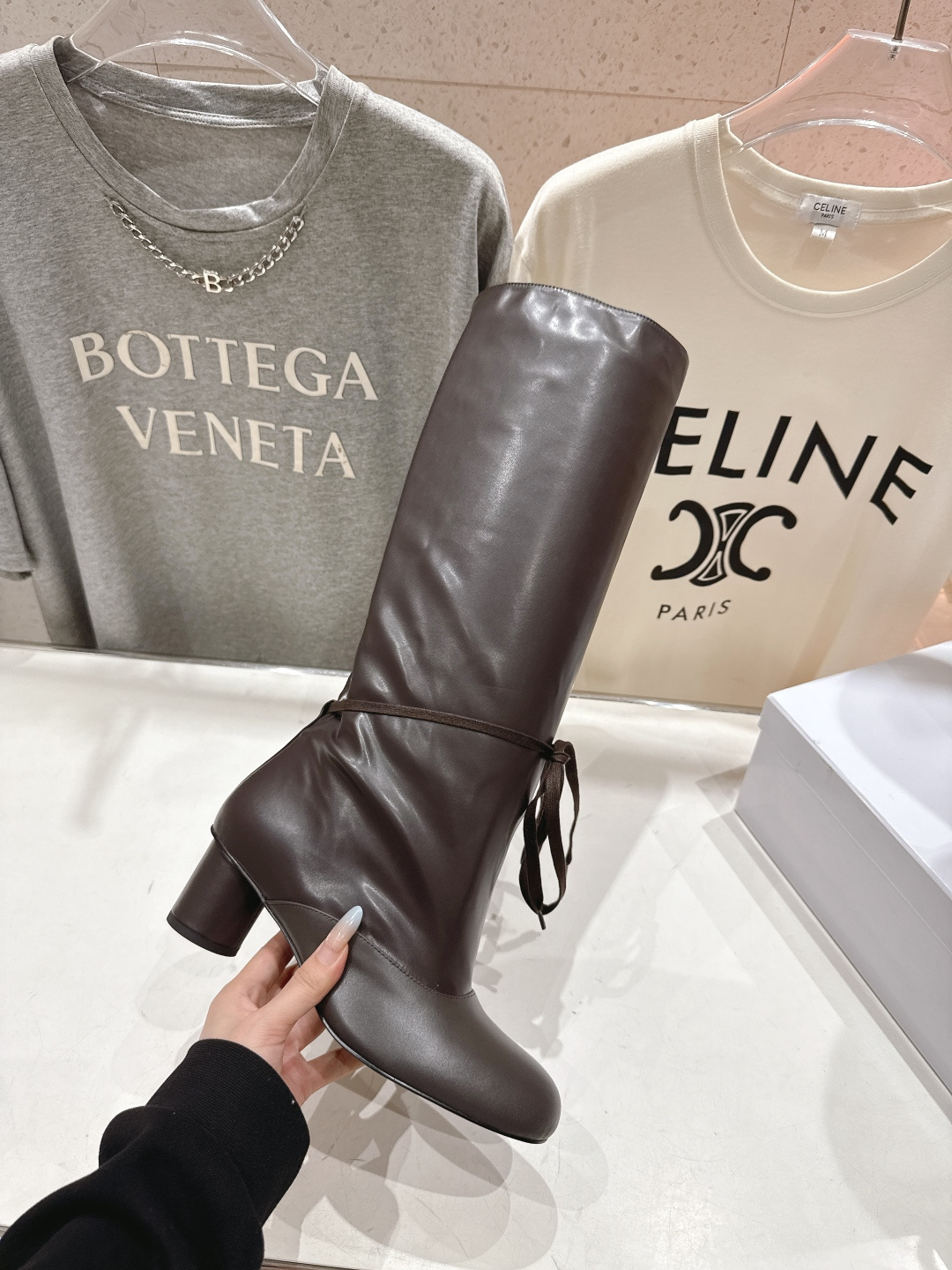 高版本出厂 Solesophy轻奢品牌F017 25ss新款复古风绑带长靴堆堆靴品牌选用了柔软舒适的材料