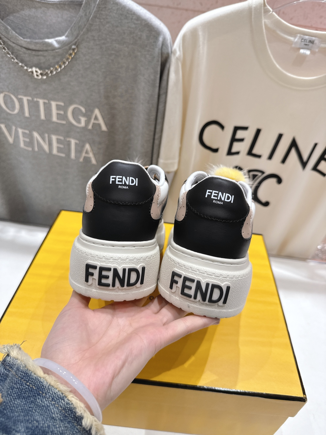高版本出厂 Fendi/芬迪F029 2025ss新款 First 1系列网面系带厚底休闲运动鞋顶级版本
