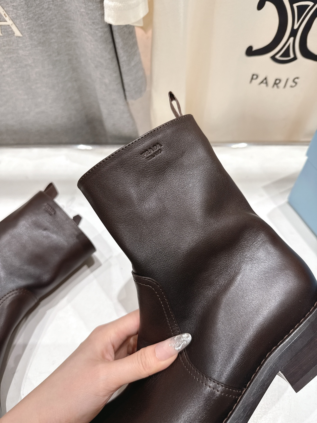 高版本出厂 prada/普拉达F041 2025ss秋冬新款马丁靴骑士靴短靴，非常耐看的一款走秀款骑士靴