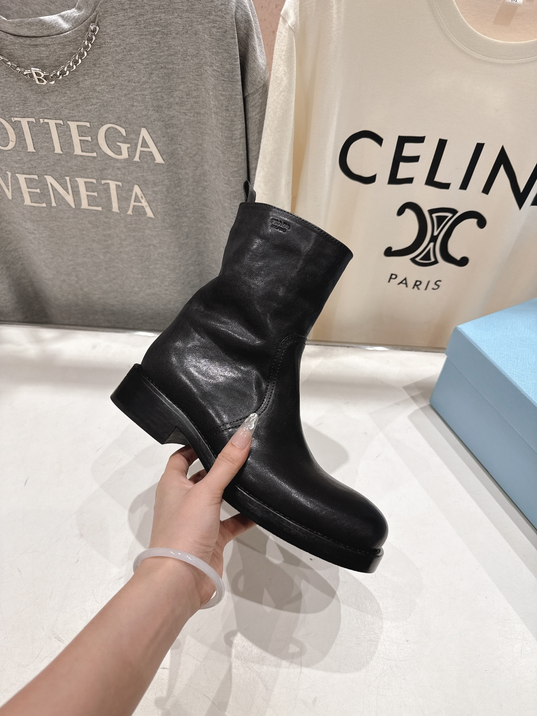 高版本出厂 prada/普拉达F041 2025ss秋冬新款马丁靴骑士靴短靴，非常耐看的一款走秀款骑士靴