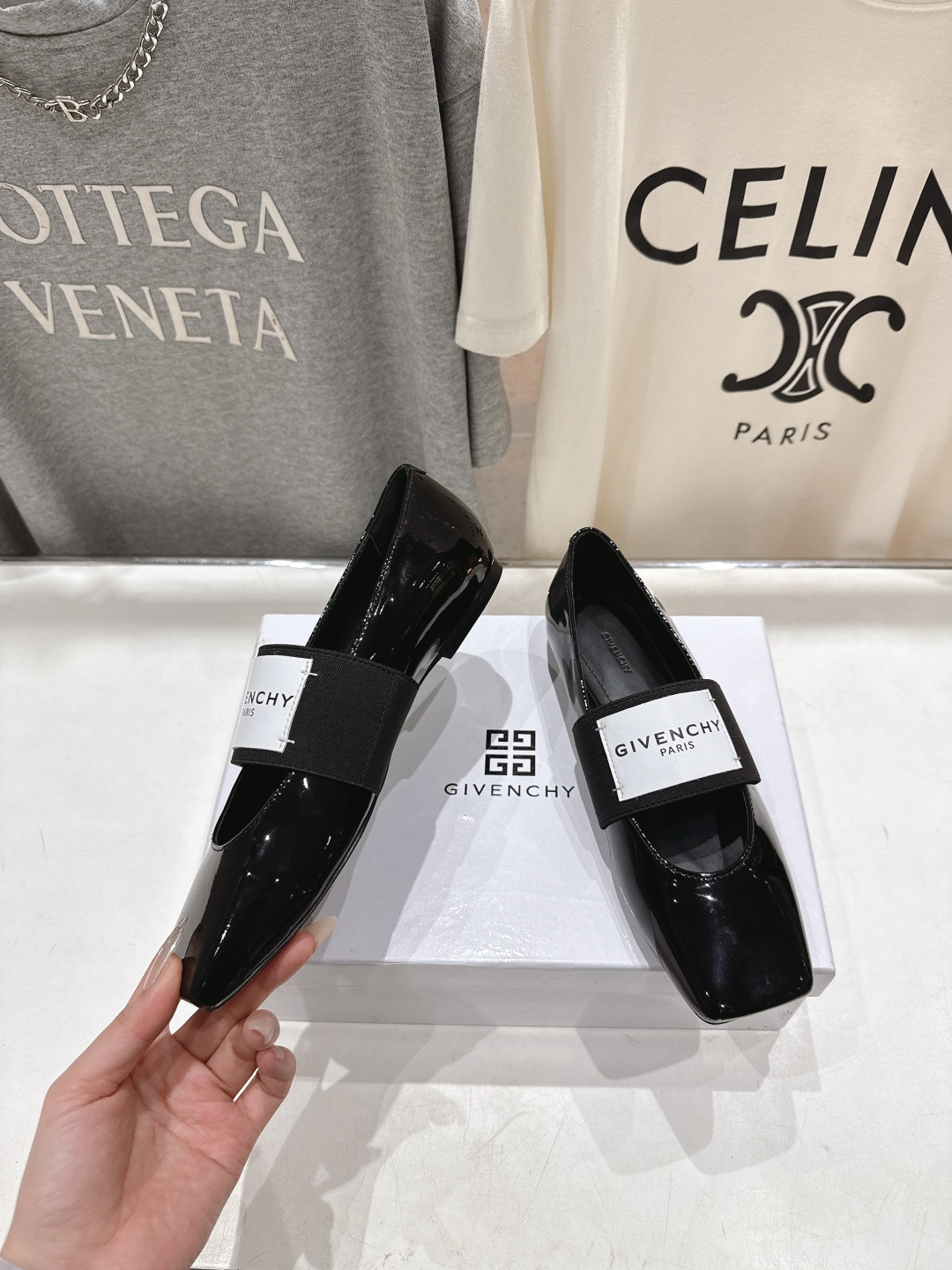 高版本出厂 Givenchy/纪梵希F030 26ss早春走秀新款 章若楠同款Sliced Square