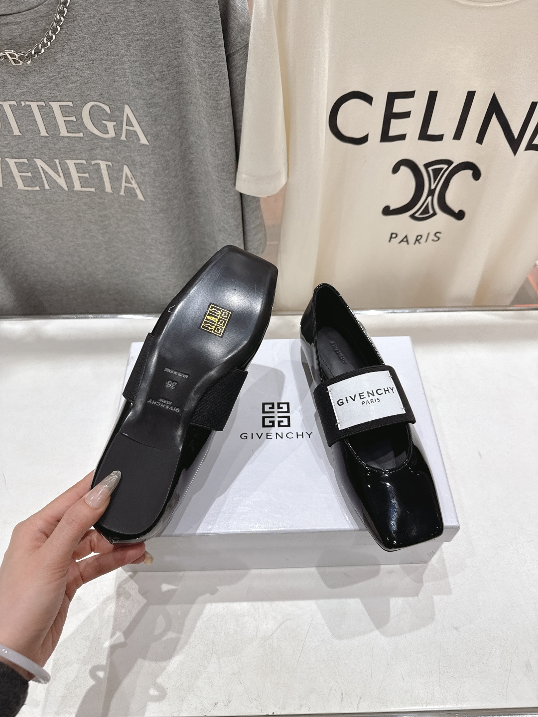 高版本出厂 Givenchy/纪梵希F030 26ss早春走秀新款 章若楠同款Sliced Square