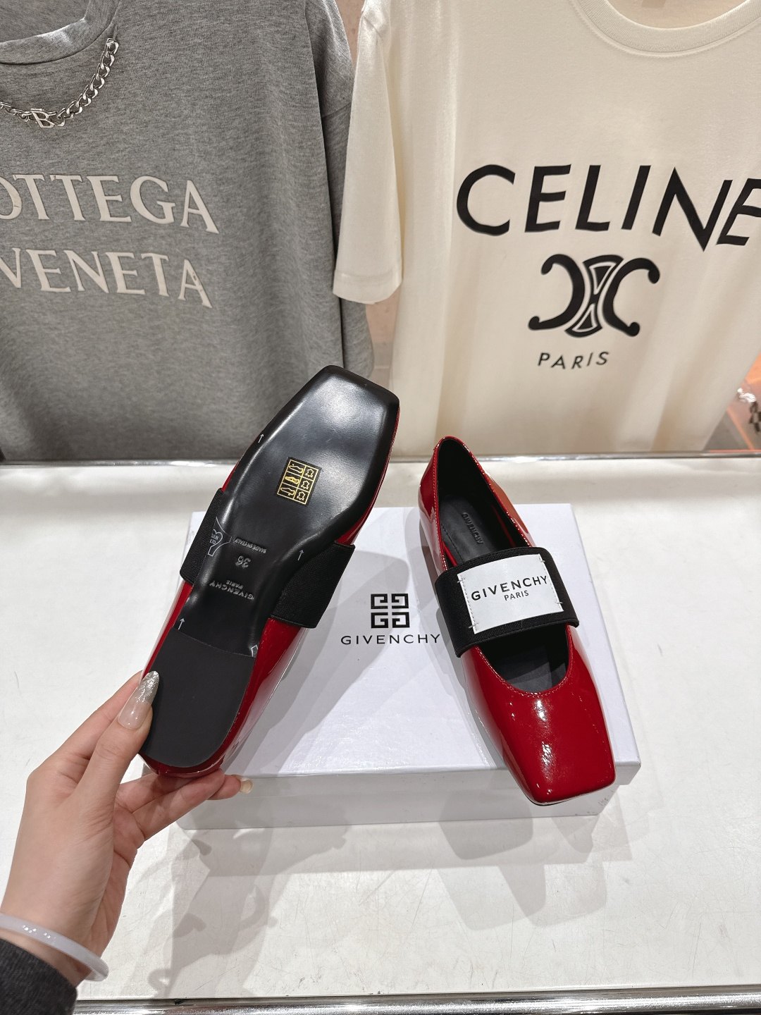 高版本出厂 Givenchy/纪梵希F030 26ss早春走秀新款 章若楠同款Sliced Square