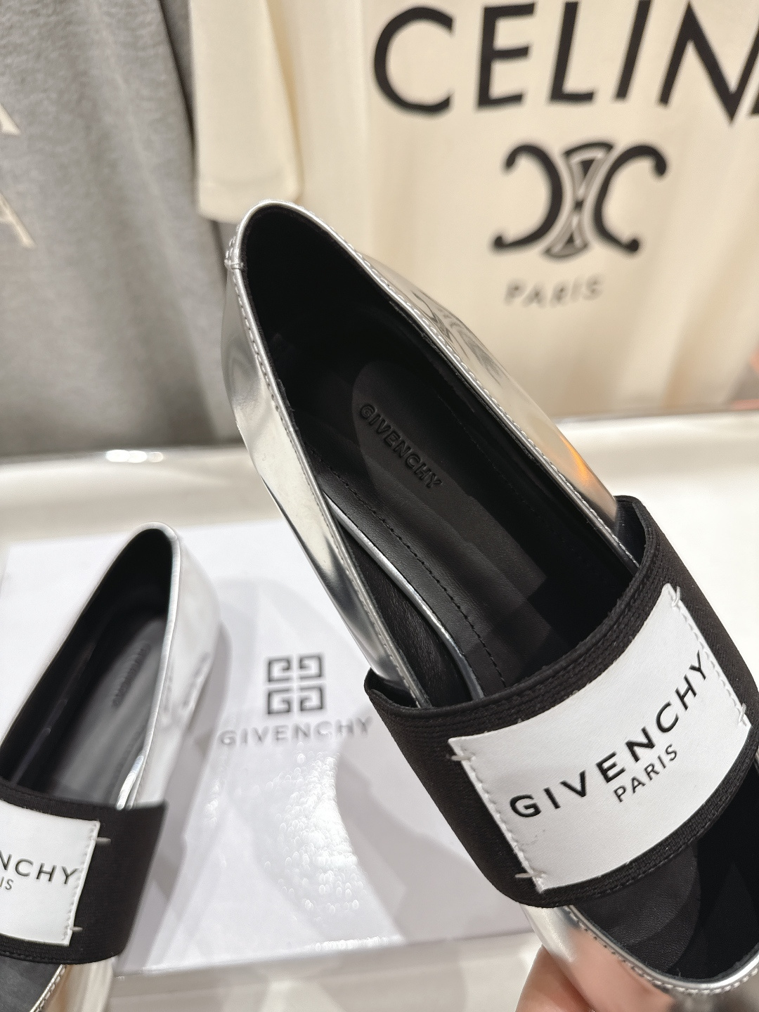 高版本出厂 Givenchy/纪梵希F030 26ss早春走秀新款 章若楠同款Sliced Square